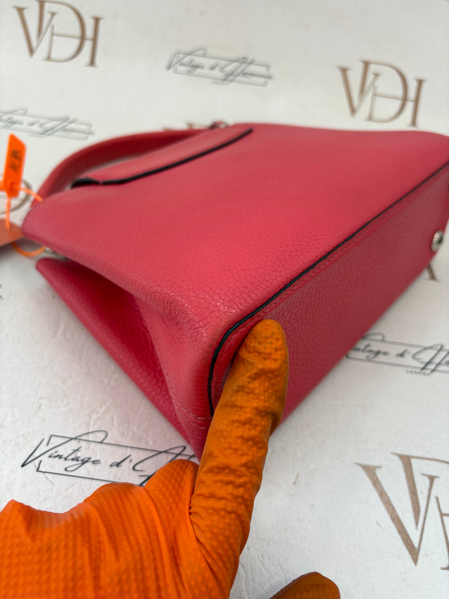 201579 - Louis Vuitton Capucines BB