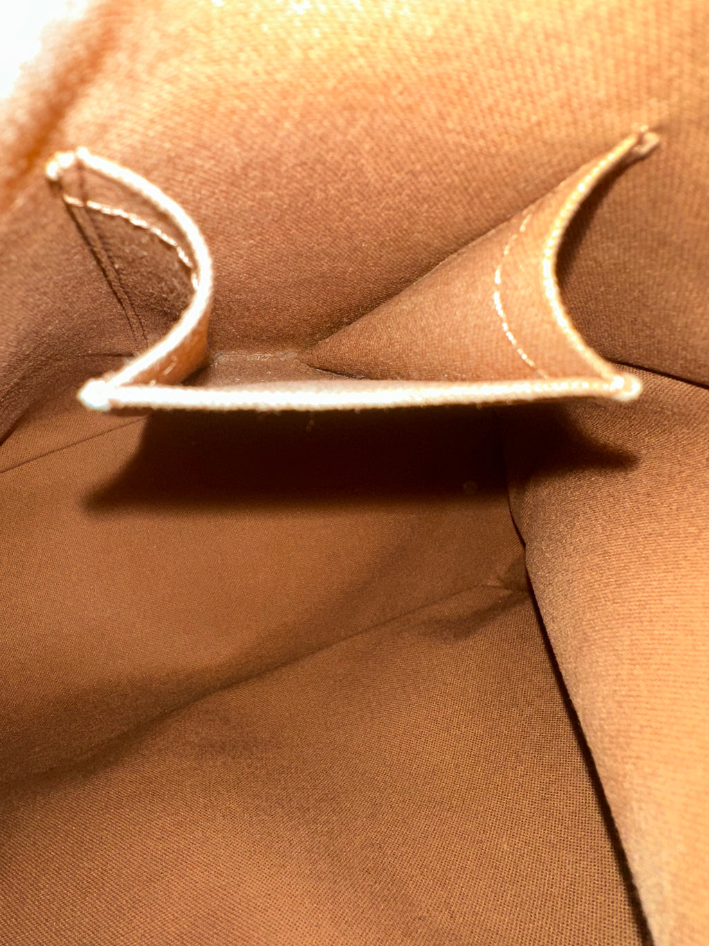 Louis Vuitton Batignolles Vertical