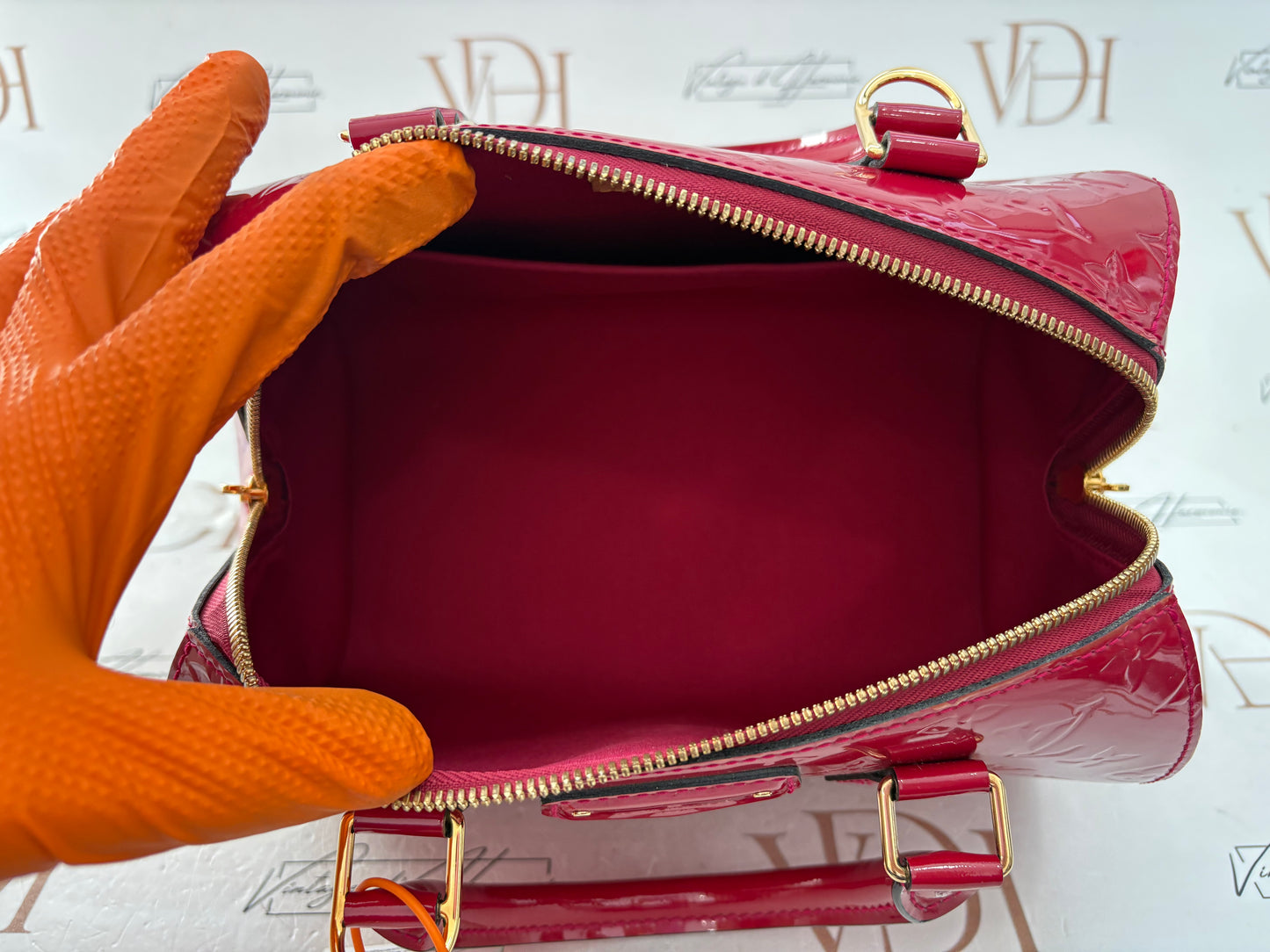 018883 - Louis Vuitton Vernis Montana
