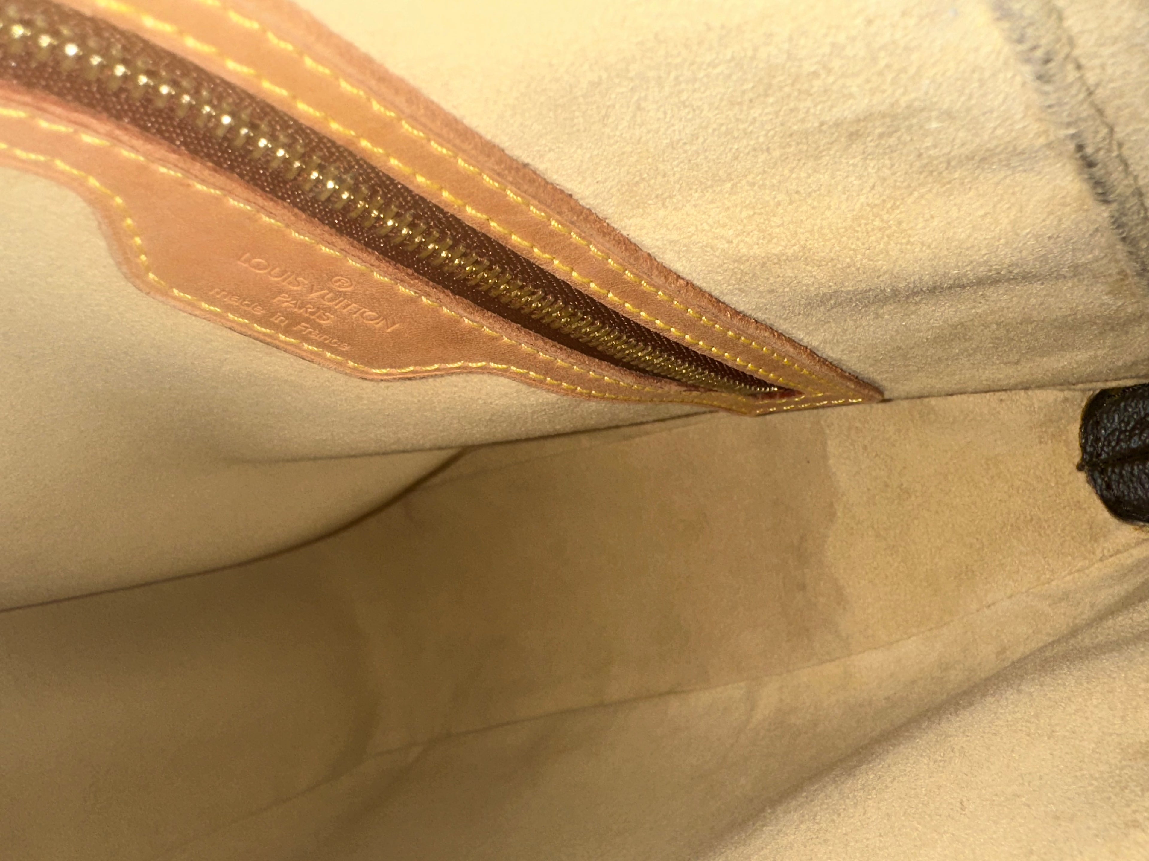 Louis Vuitton Looping GM