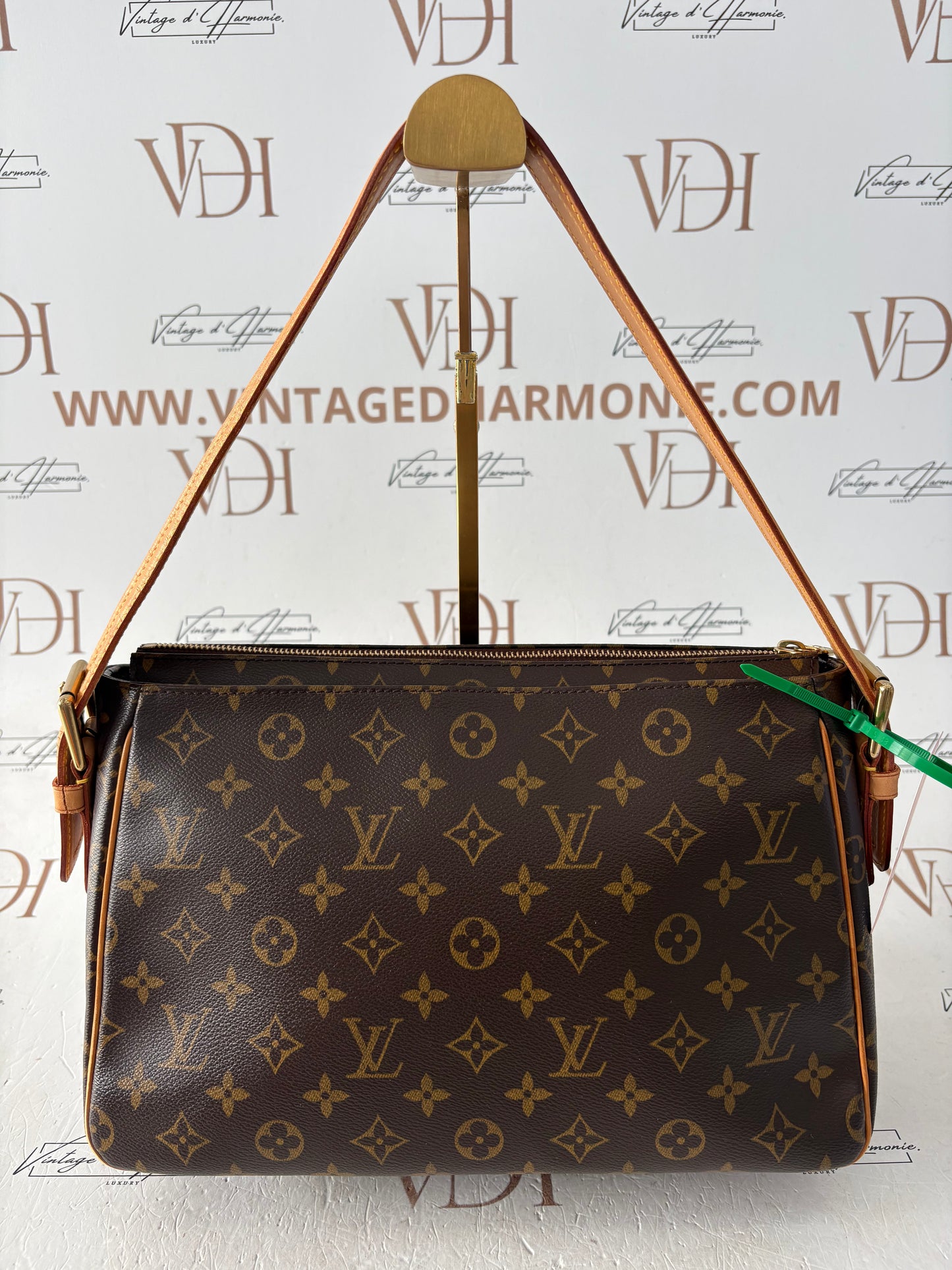 017103 - Louis Vuitton Viva Cite GM