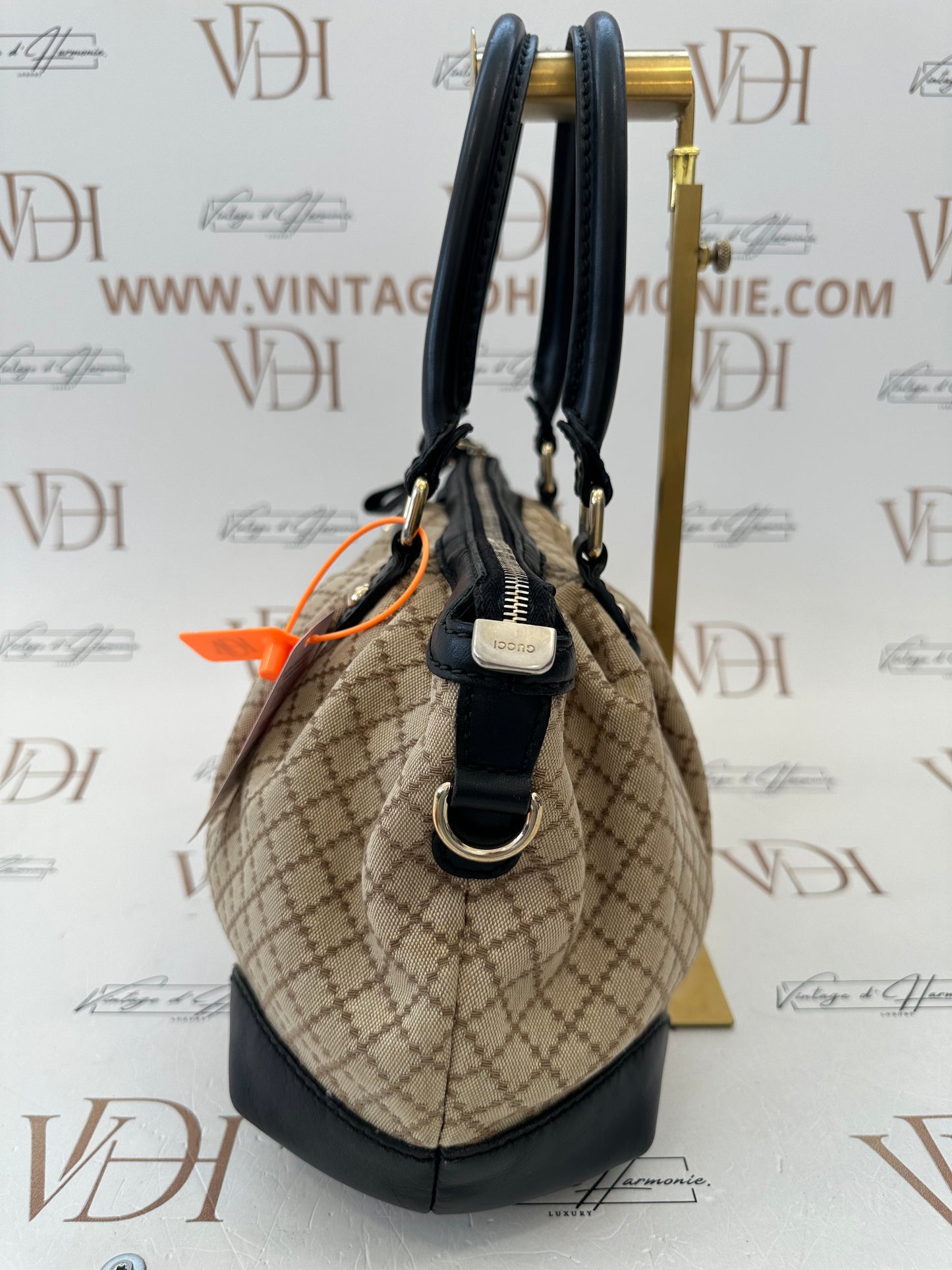 382490 - Gucci Sukey