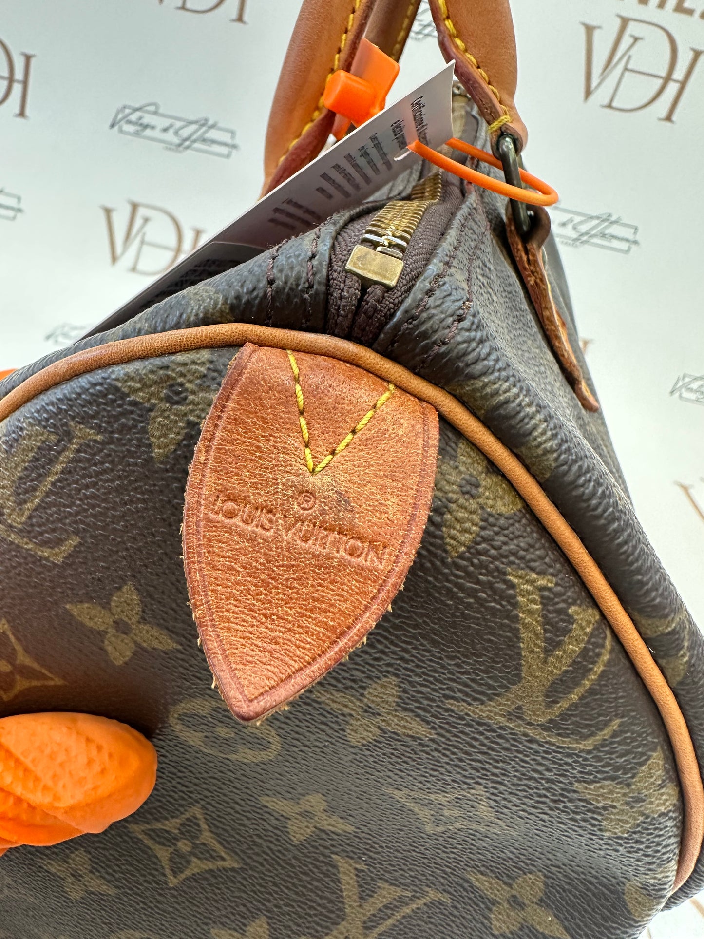 017846 - Louis Vuitton Speedy 30
