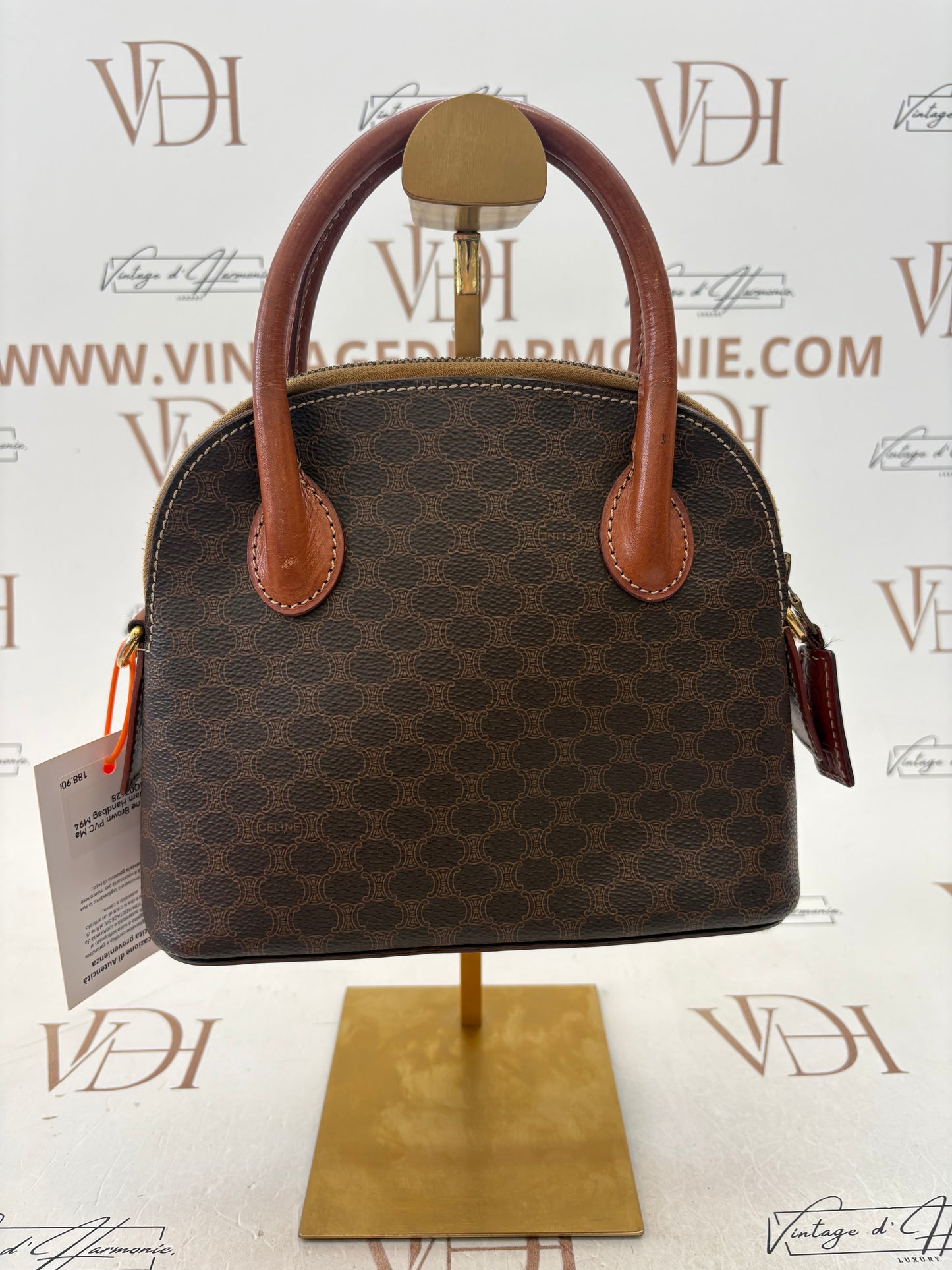 018082 - Céline Brown PVC Macadam