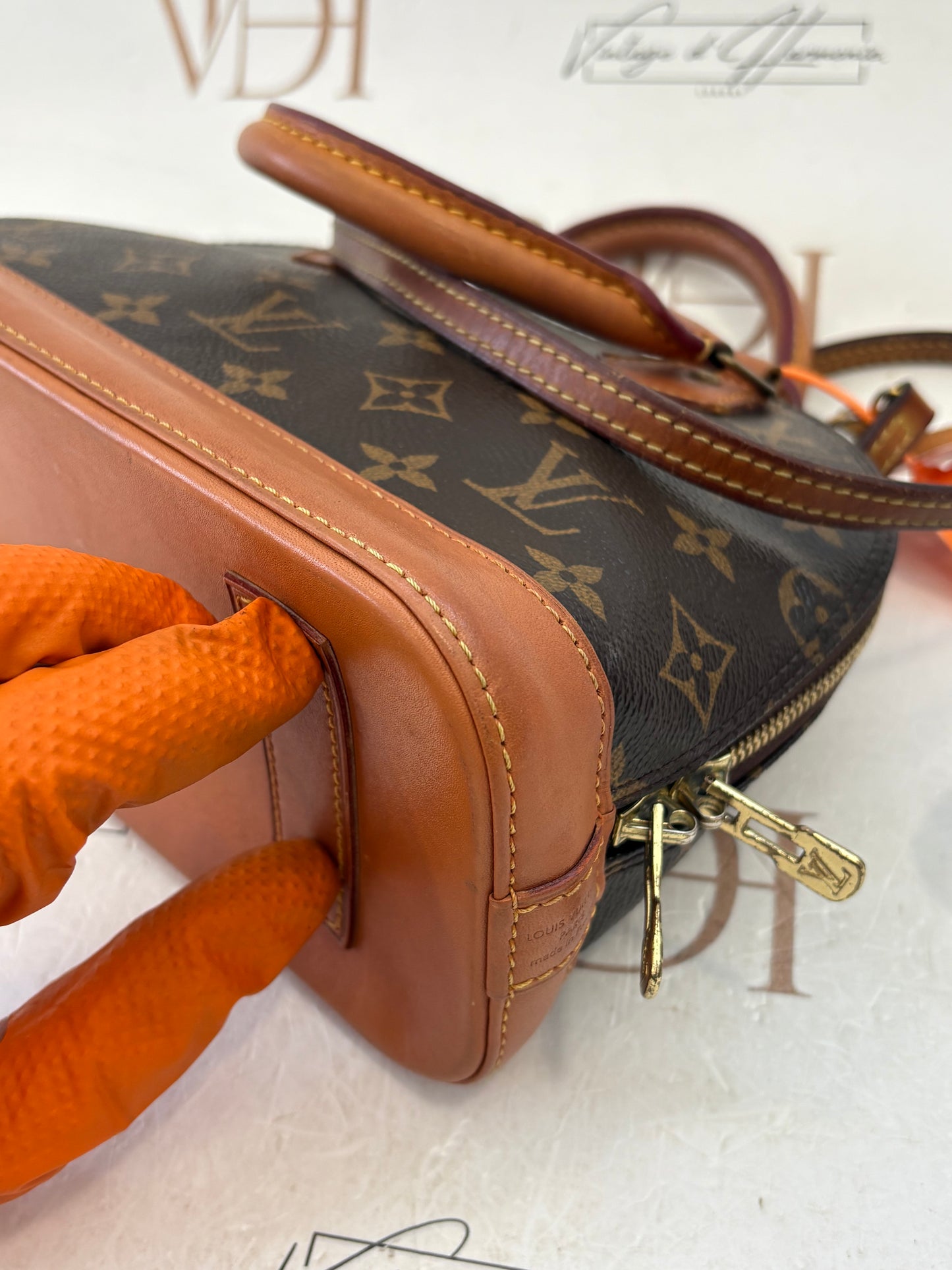 384165 - Louis Vuitton Alma BB