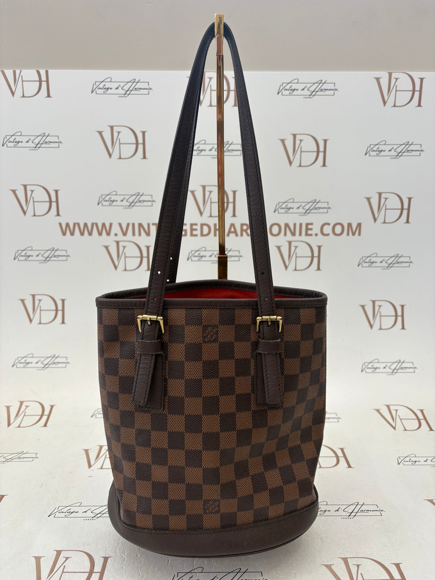 018663 - Louis Vuitton Marais Damier
