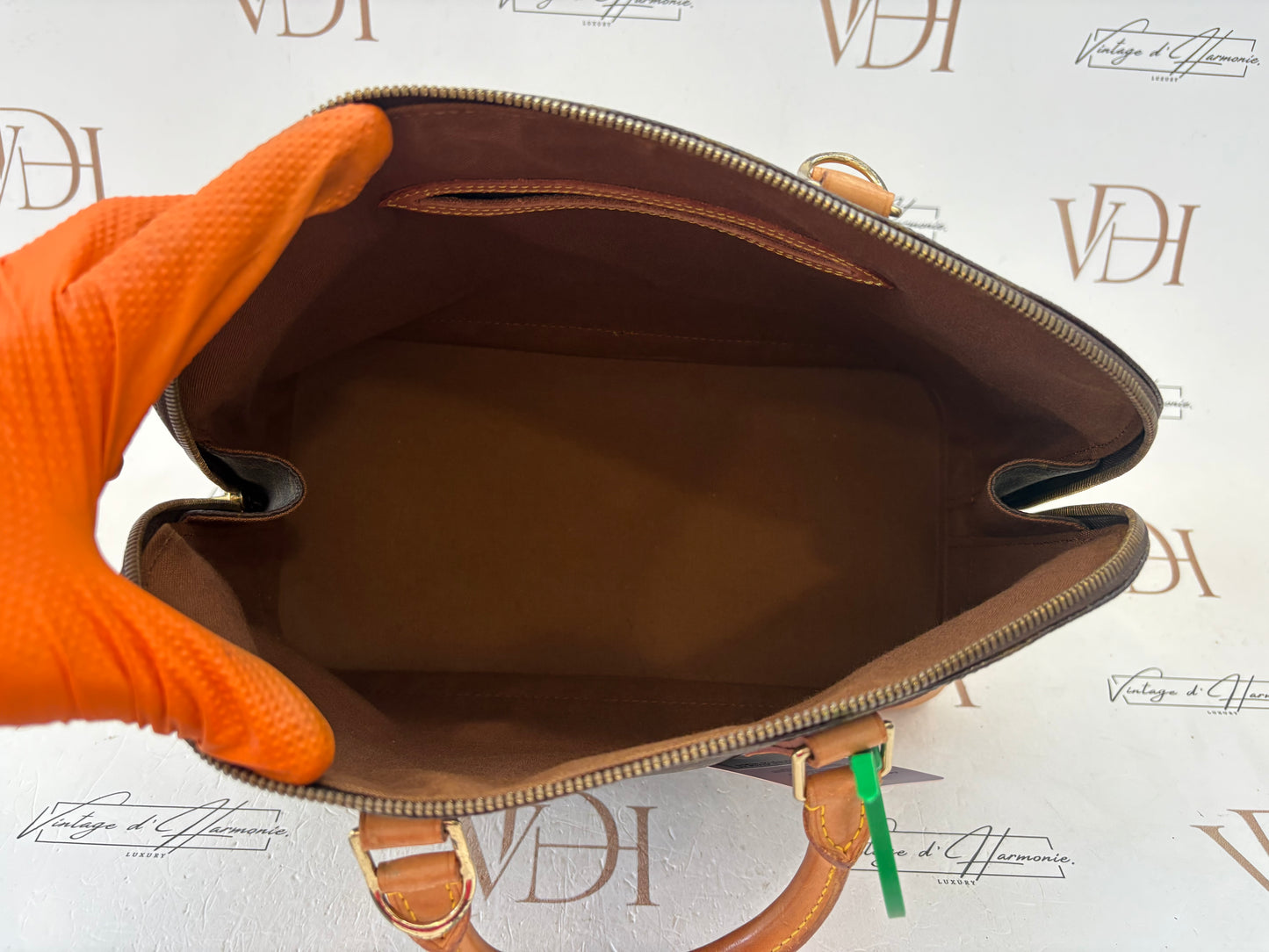 017108 - Louis Vuitton Alma