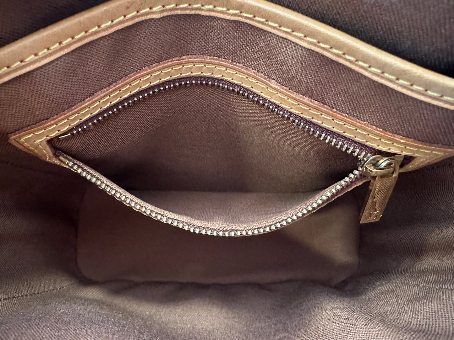 017850 - Louis Vuitton Vavin PM