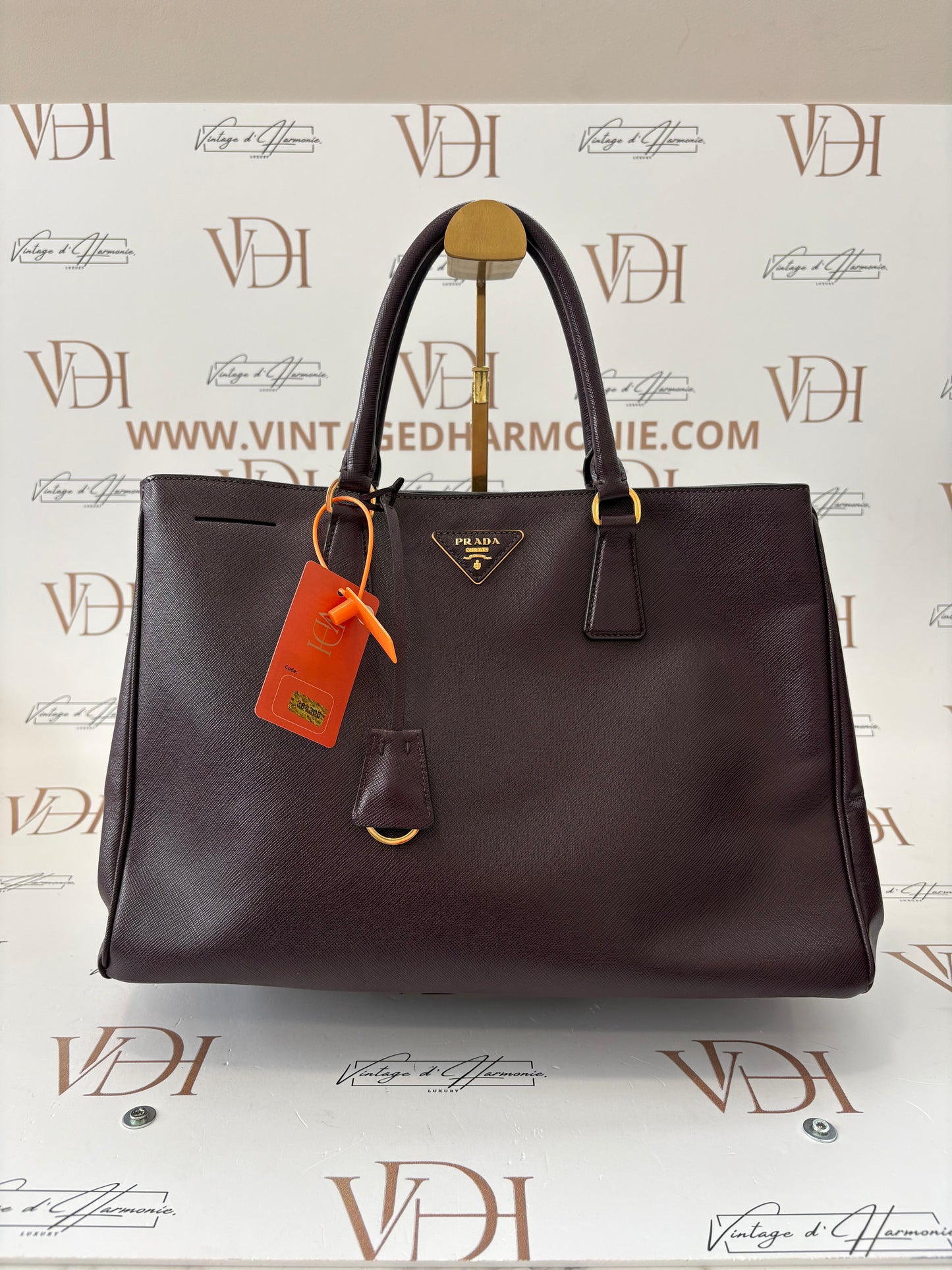 3834306 - Prada Galleria