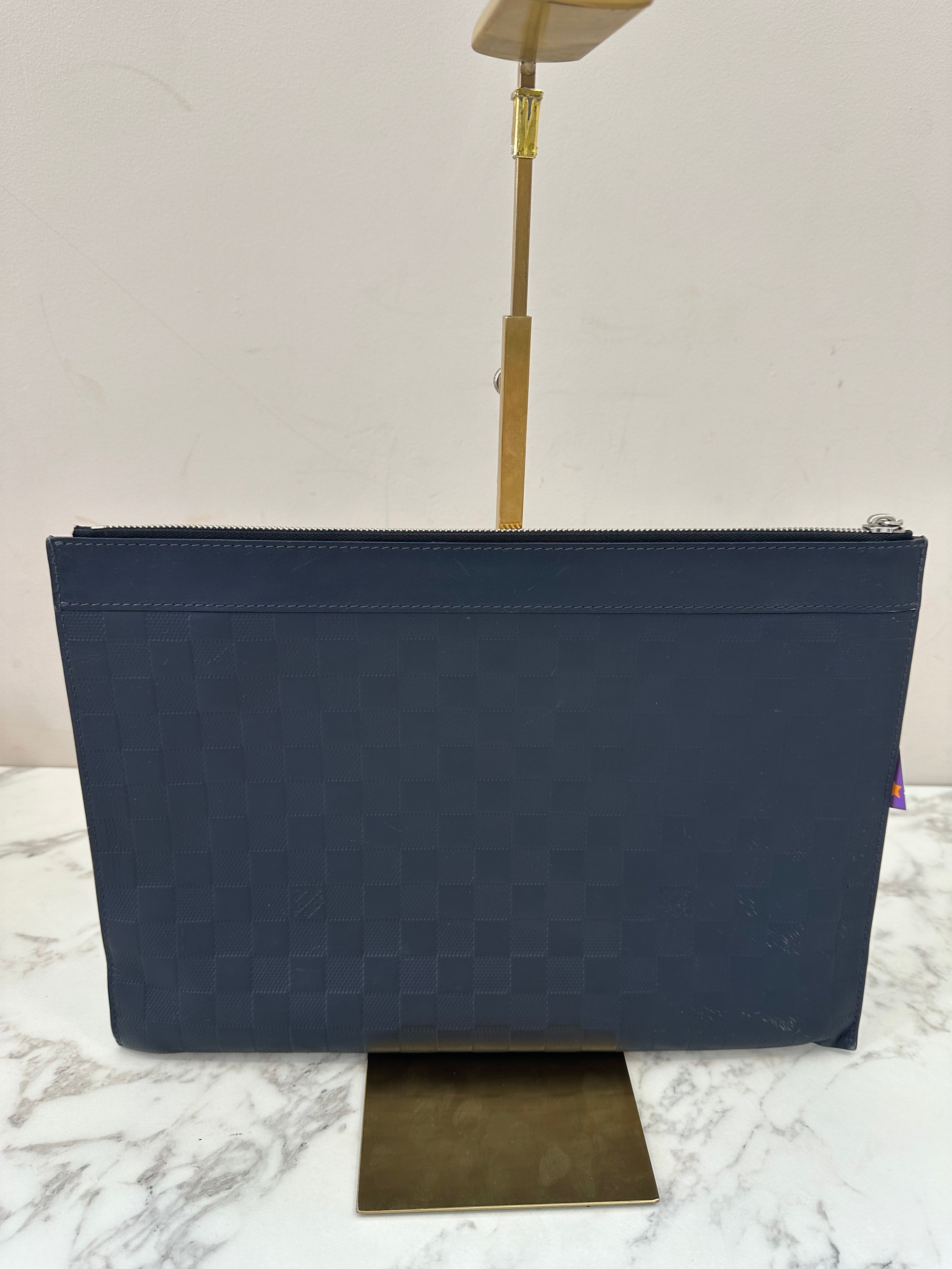 Louis Vuitton Damier infini Pochette discovery