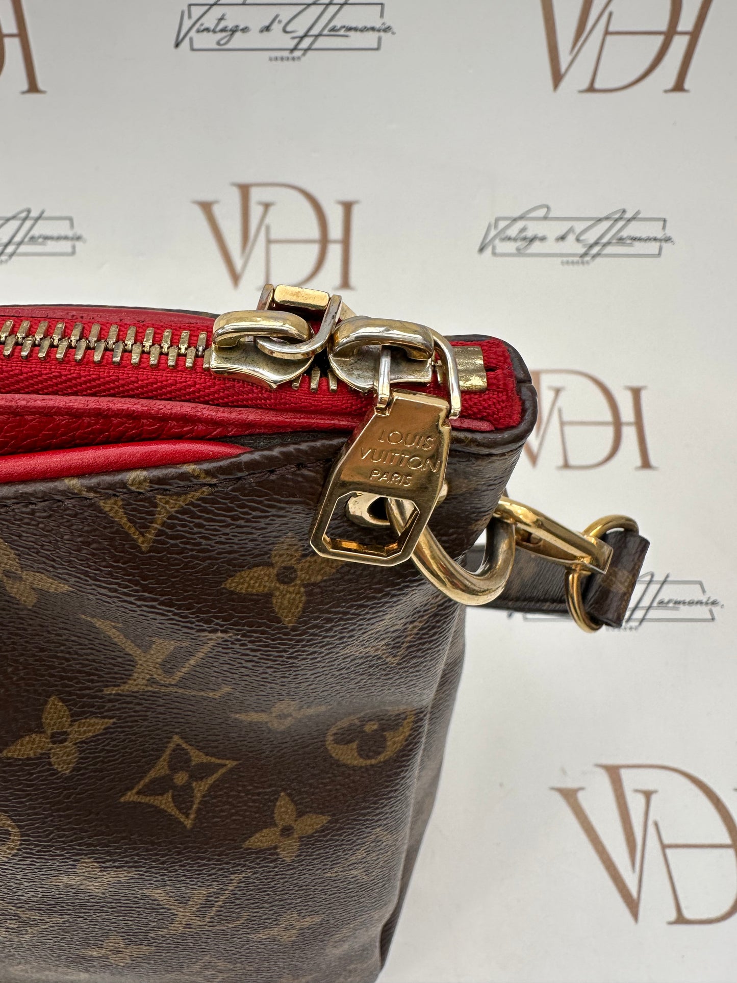 382822 - Louis Vuitton Pallas