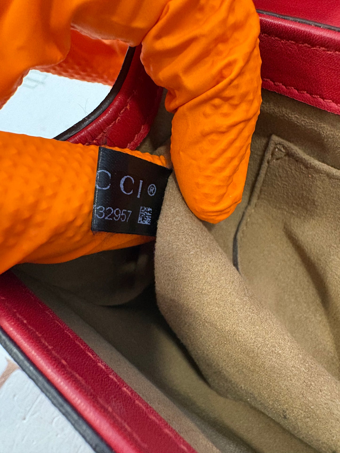 383228 - Gucci Padlock
