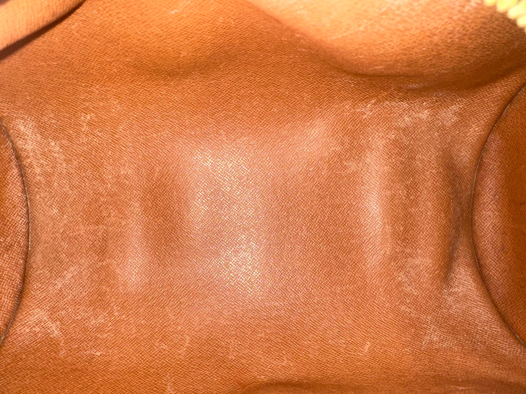 Louis Vuitton Papillon 26