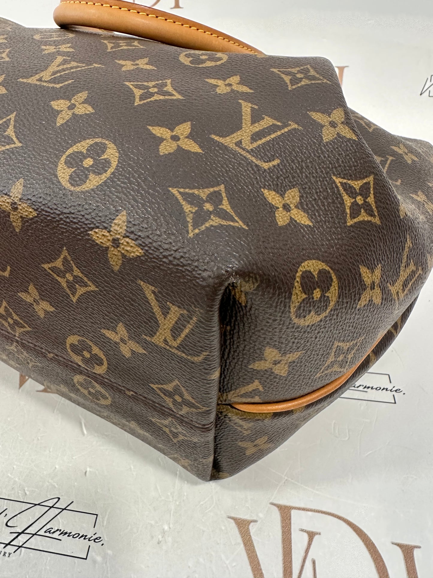 382759 - Louis Vuitton Turenne