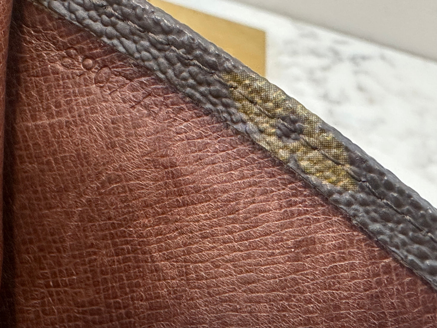 Louis Vuitton Round Wallet