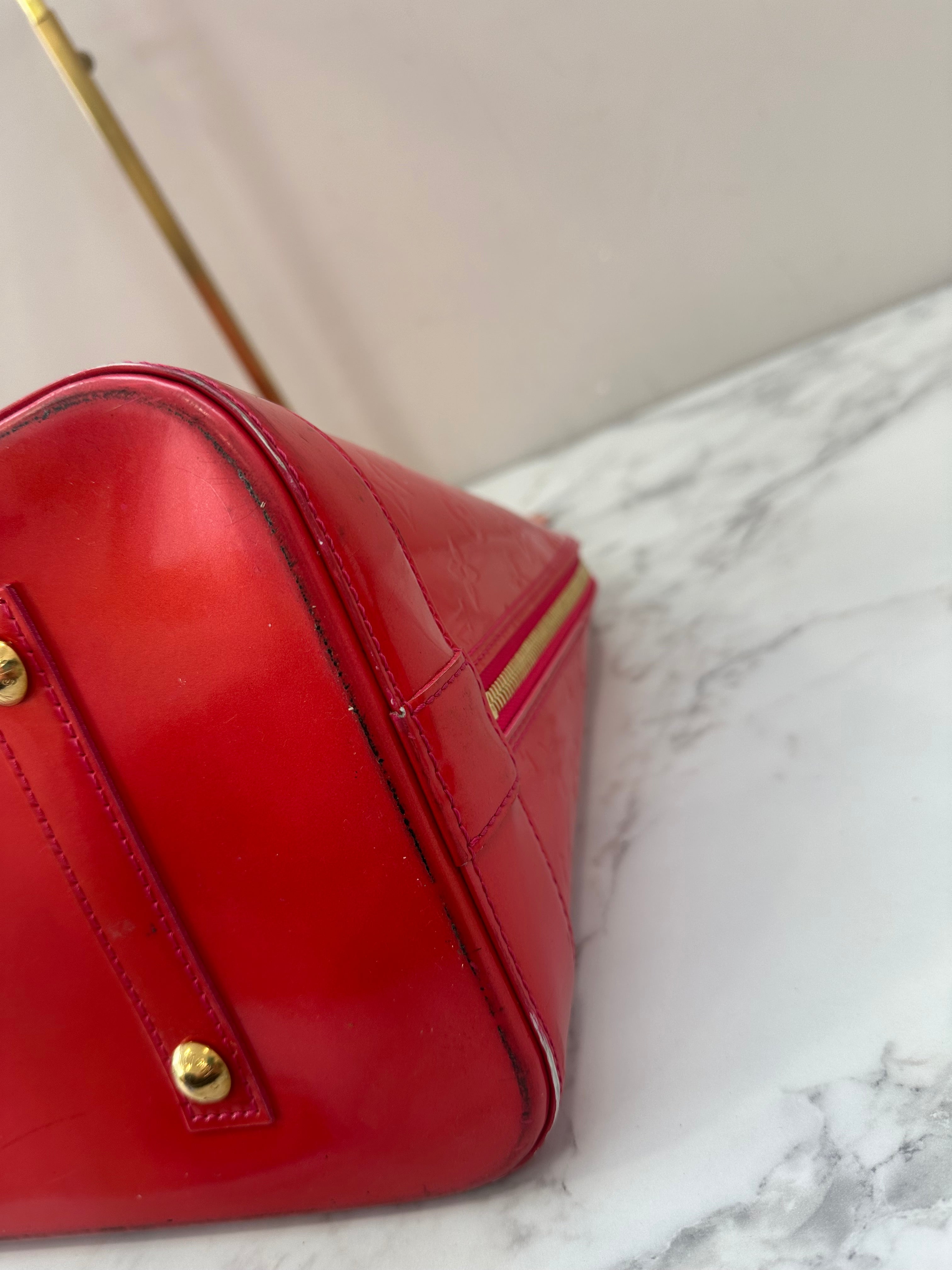 Louis Vuitton Alma Vernis Red