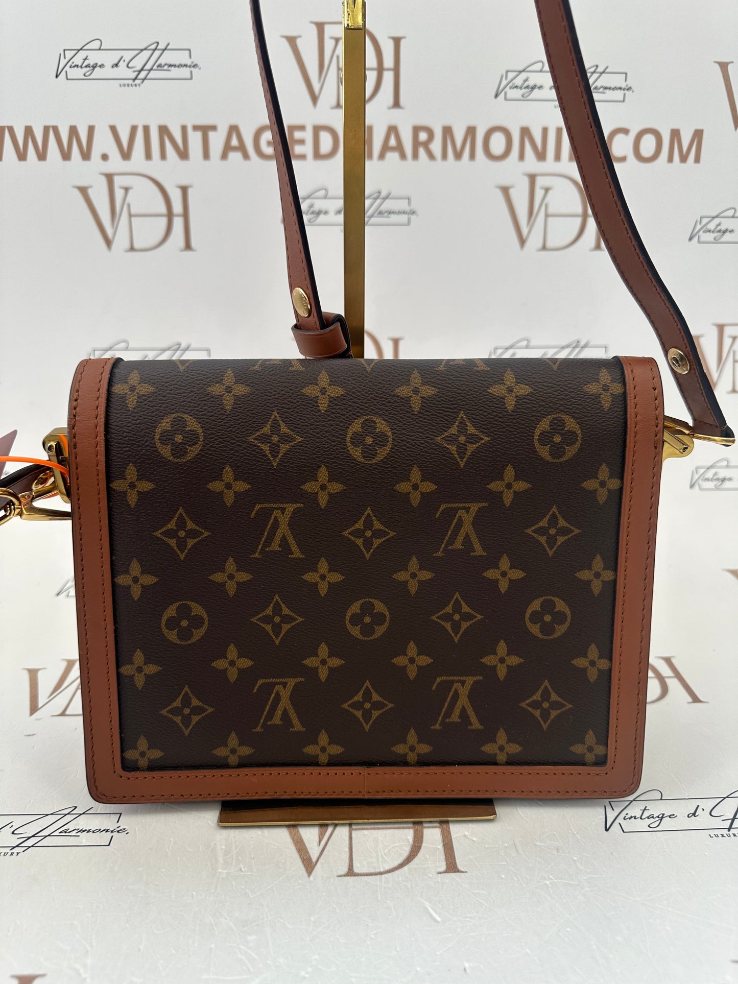 382762 - Louis Vuitton Dauphine