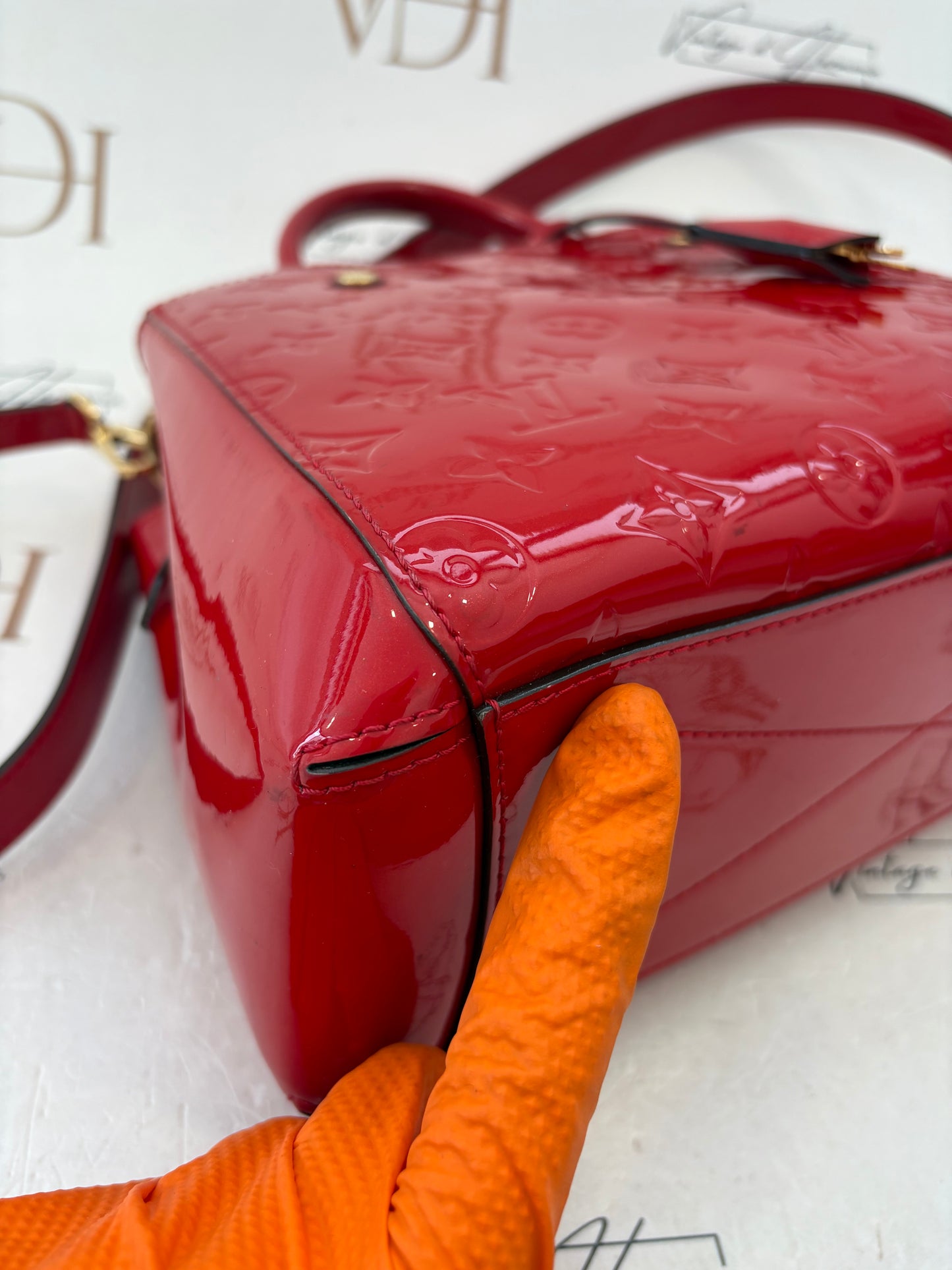 383401 - Louis Vuitton Montaigne