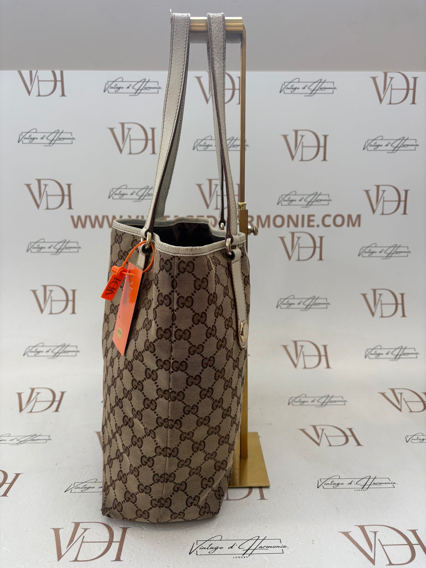 018185 - Gucci Tote Vertical