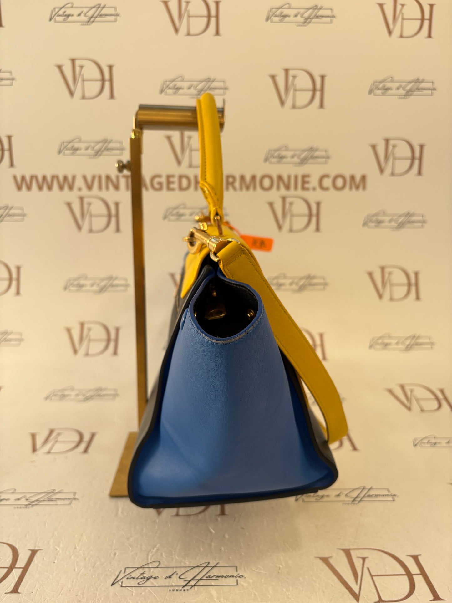 200990 - Céline Trapeze