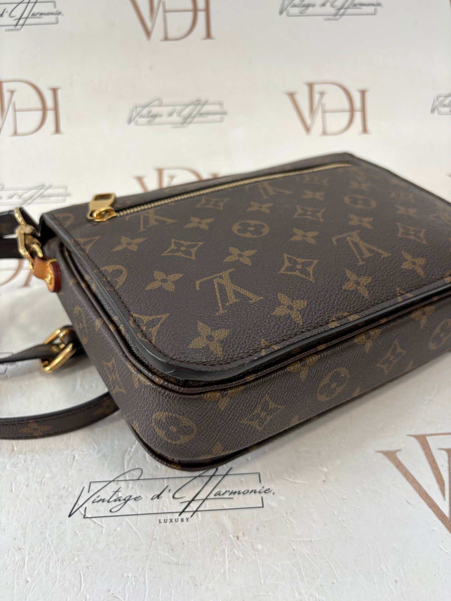 201683 - Louis Vuitton Metis