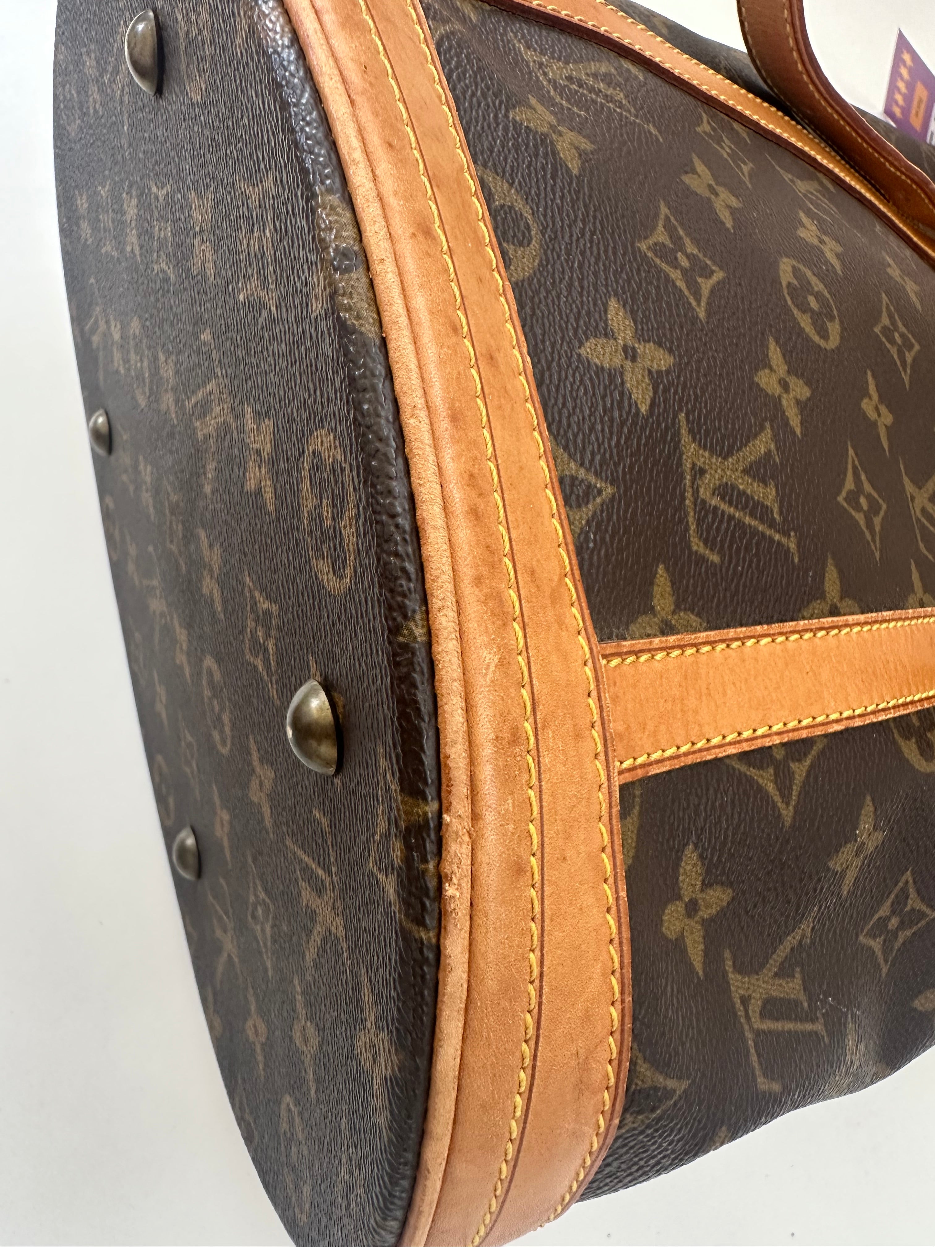 Louis Vuitton Bucket GM