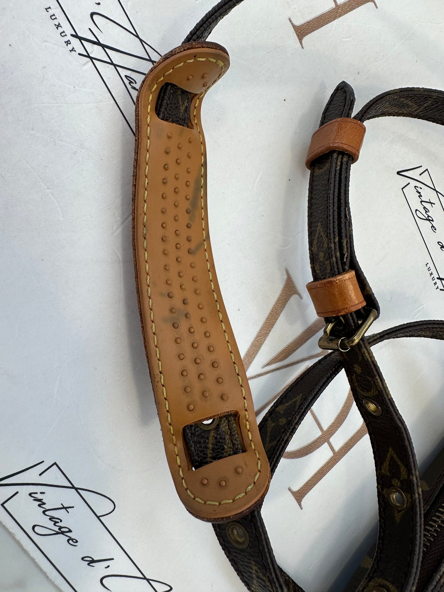 016780 - Louis Vuitton Marly