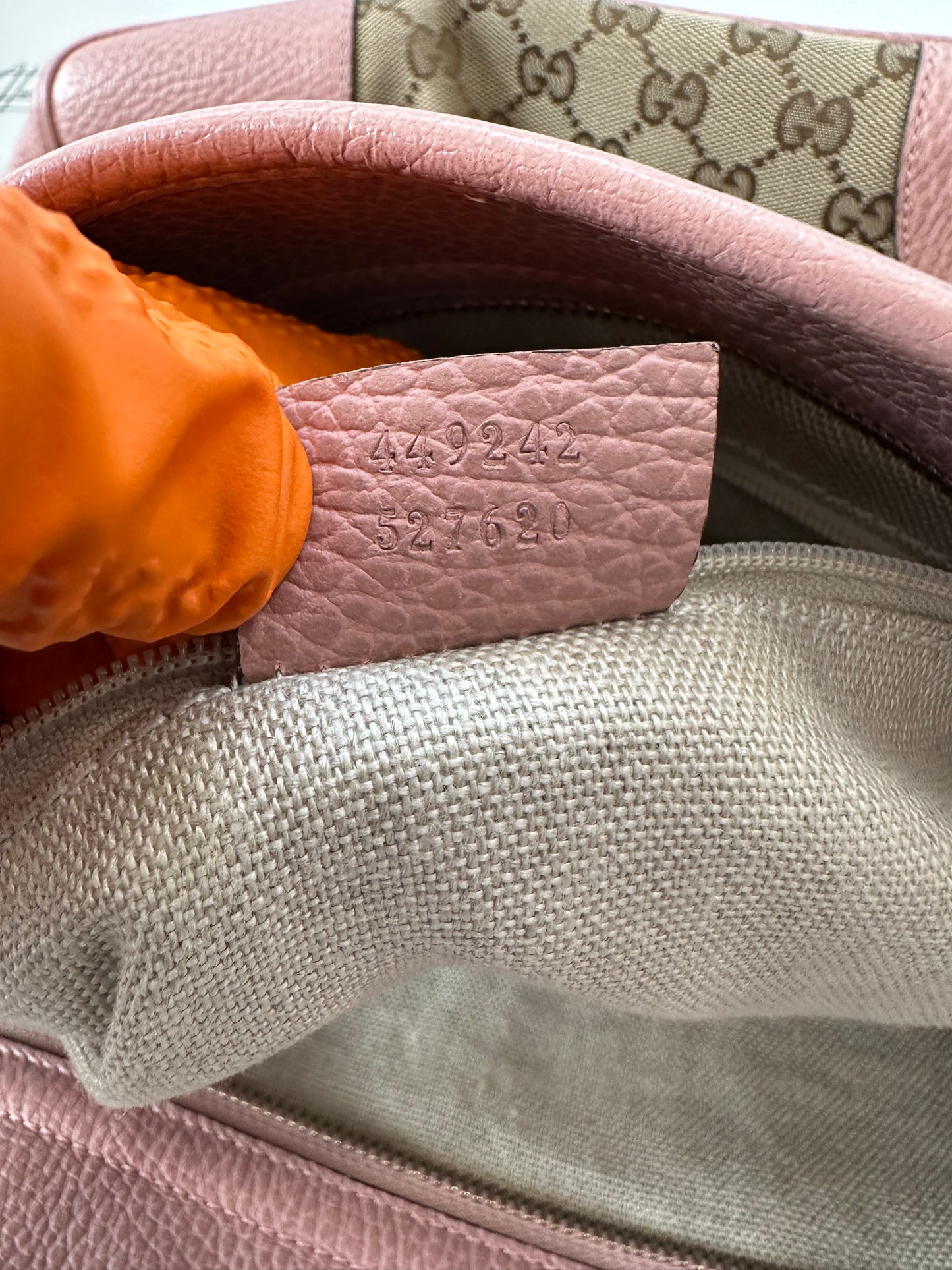 382878 - Gucci Bree