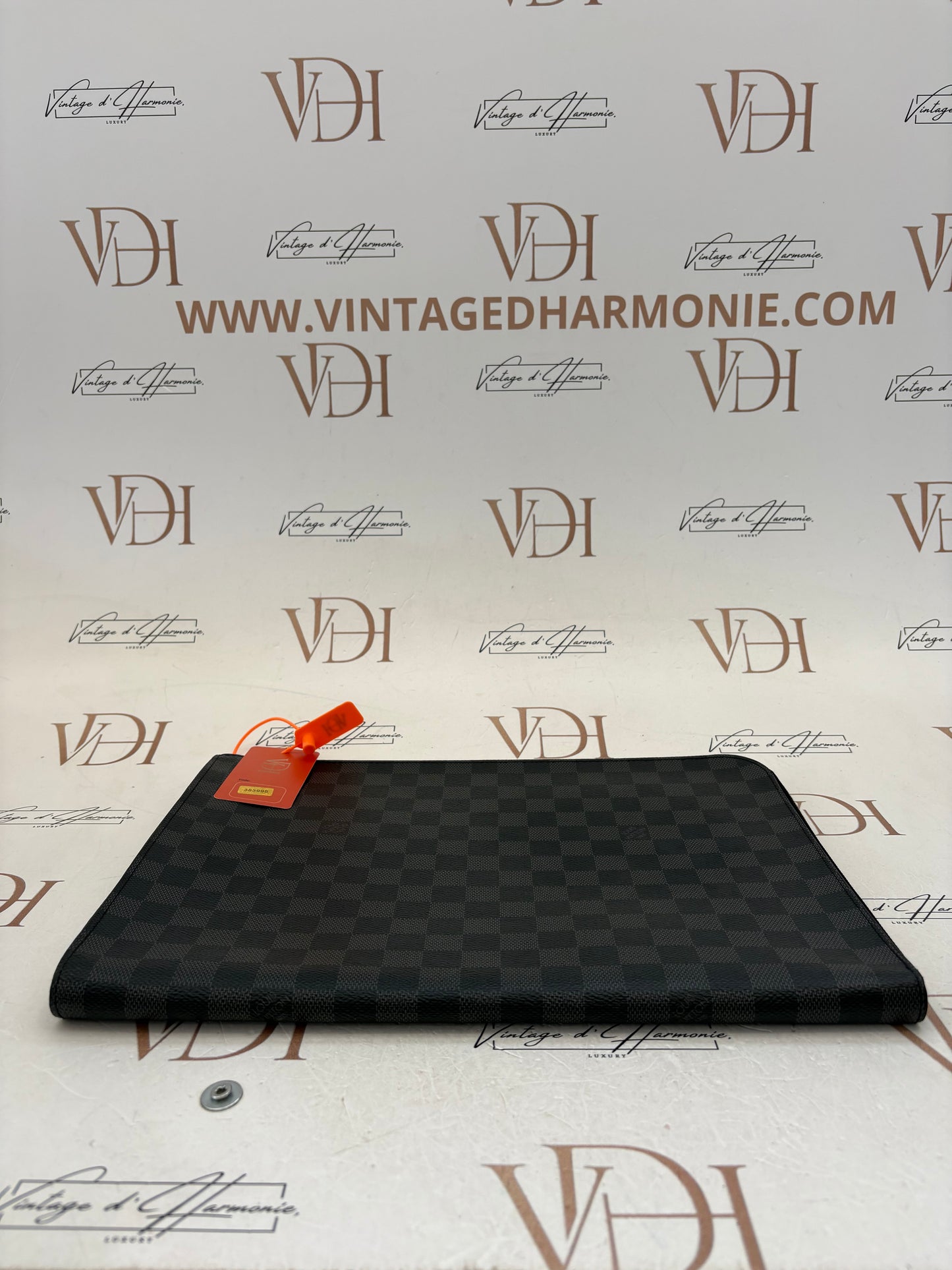 383995 - Louis Vuitton Pochette Jour
