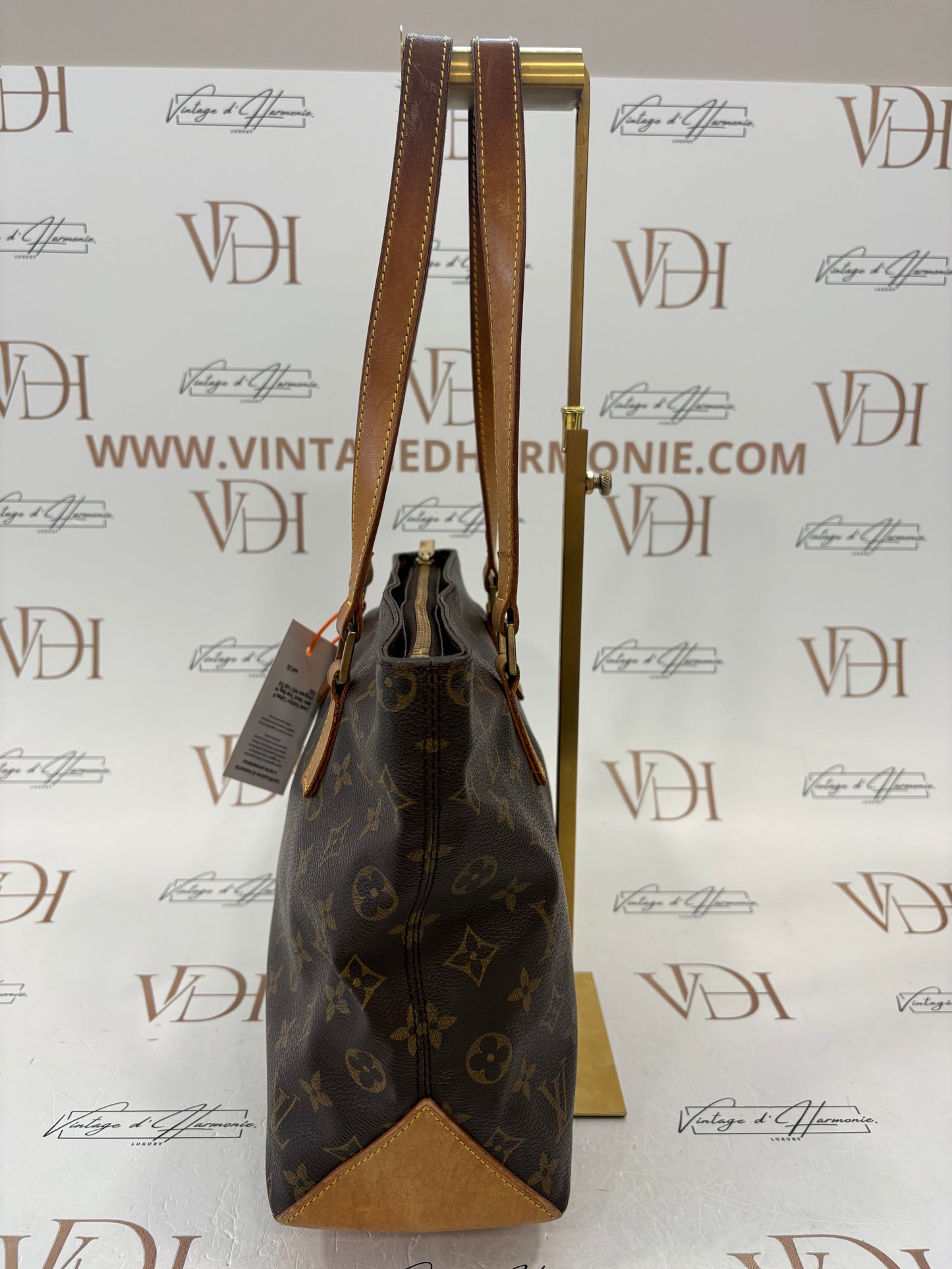 016908 - Louis Vuitton Cabas Piano