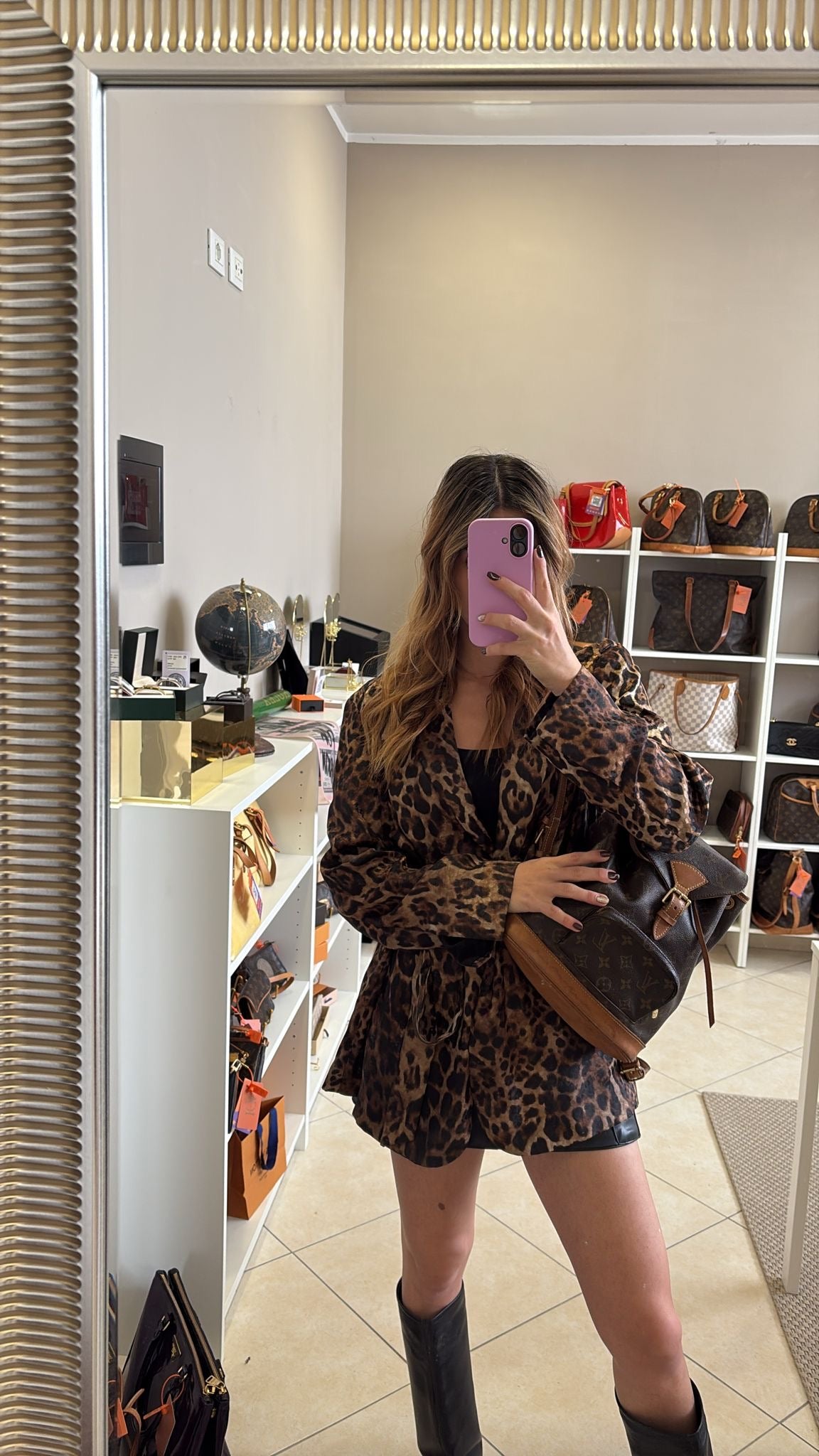 Louis Vuitton Montsouris MM