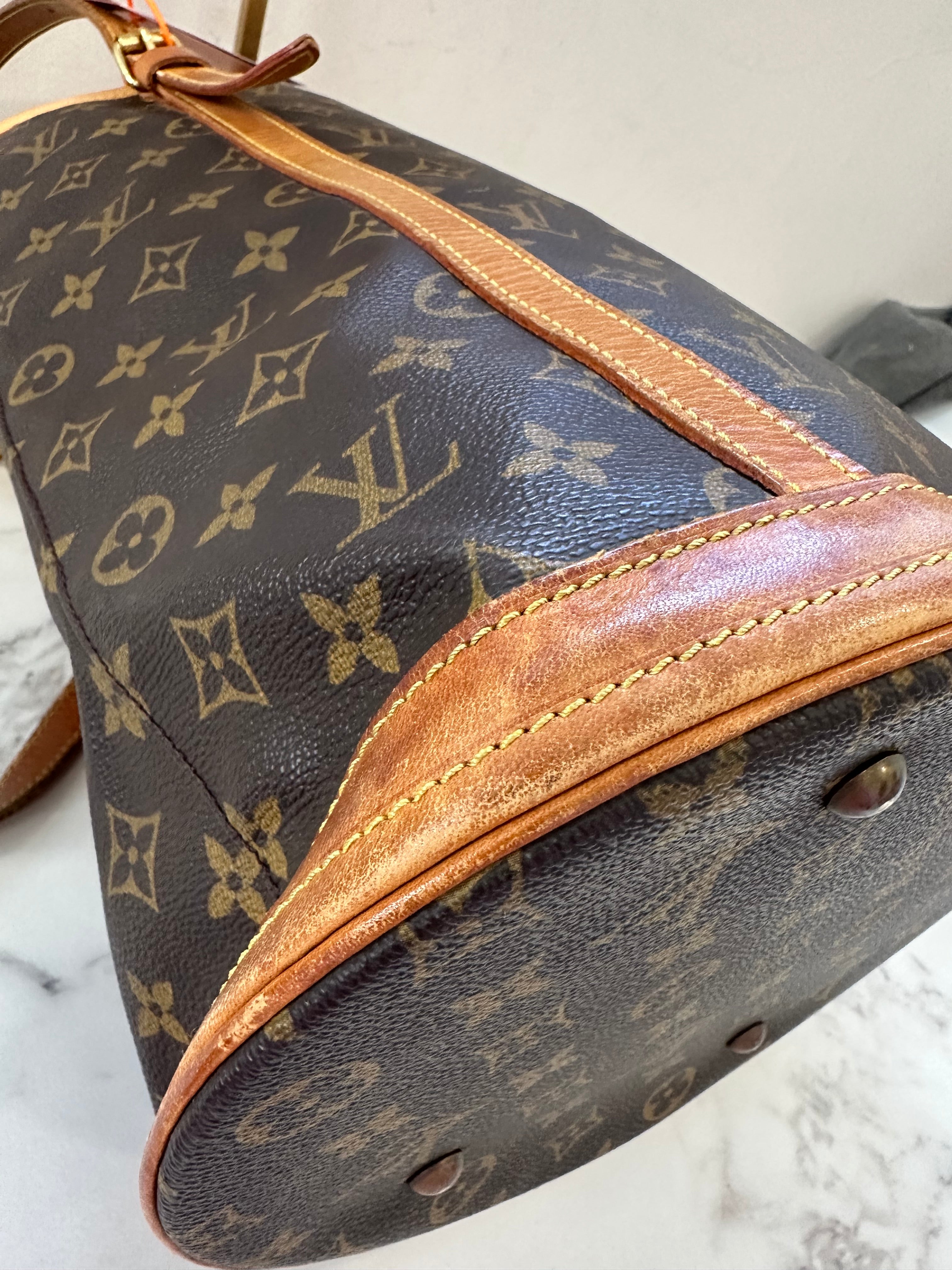 Louis Vuitton Bucket GM