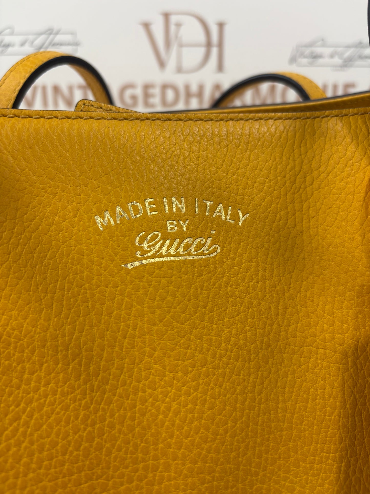 383715 - Gucci Swing Yellow