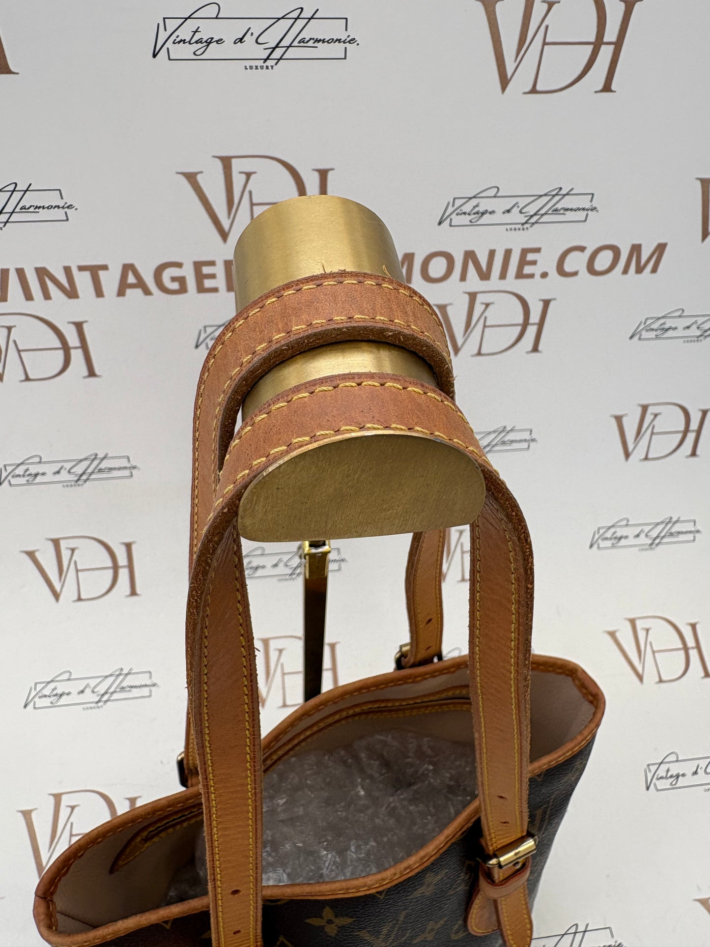 017657 - Louis Vuitton Bucket PM