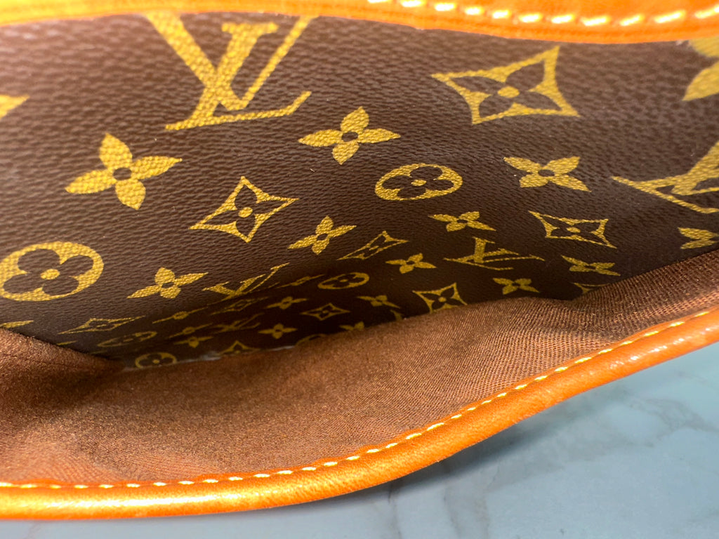 Louis Vuitton Giberciere Gm