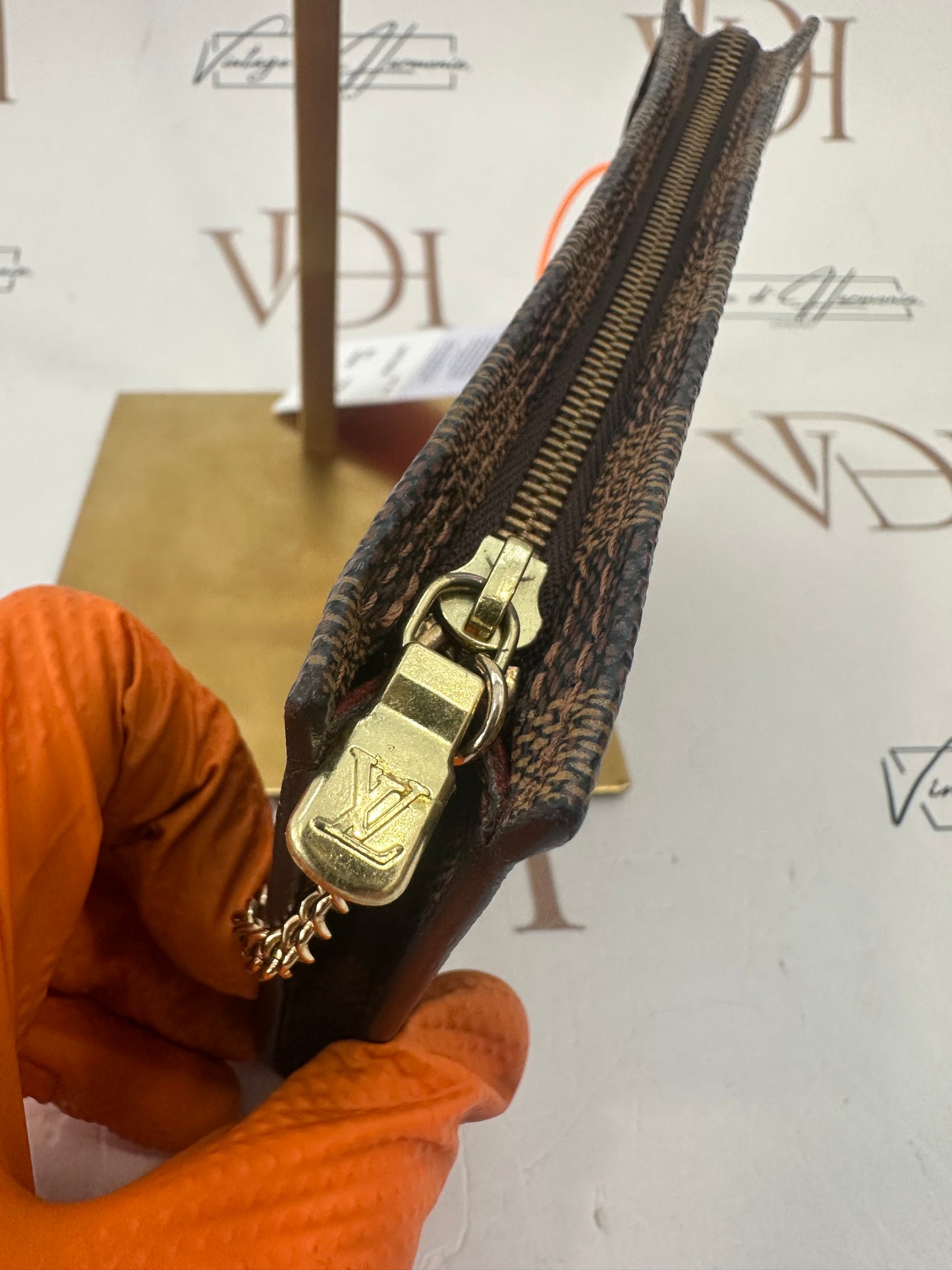 382552 - Louis Vuitton Pochette