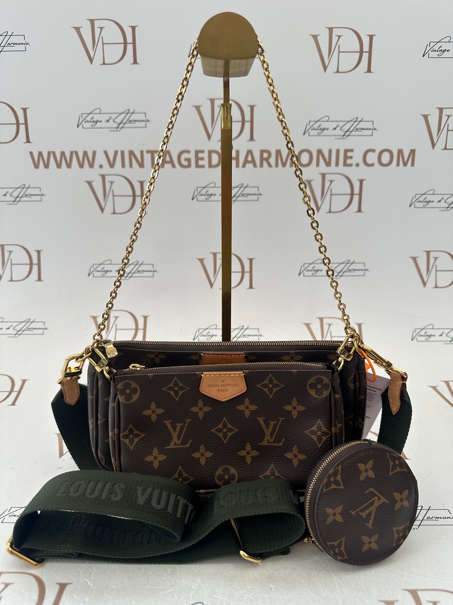 383113 - Louis Vuitton Multipochette
