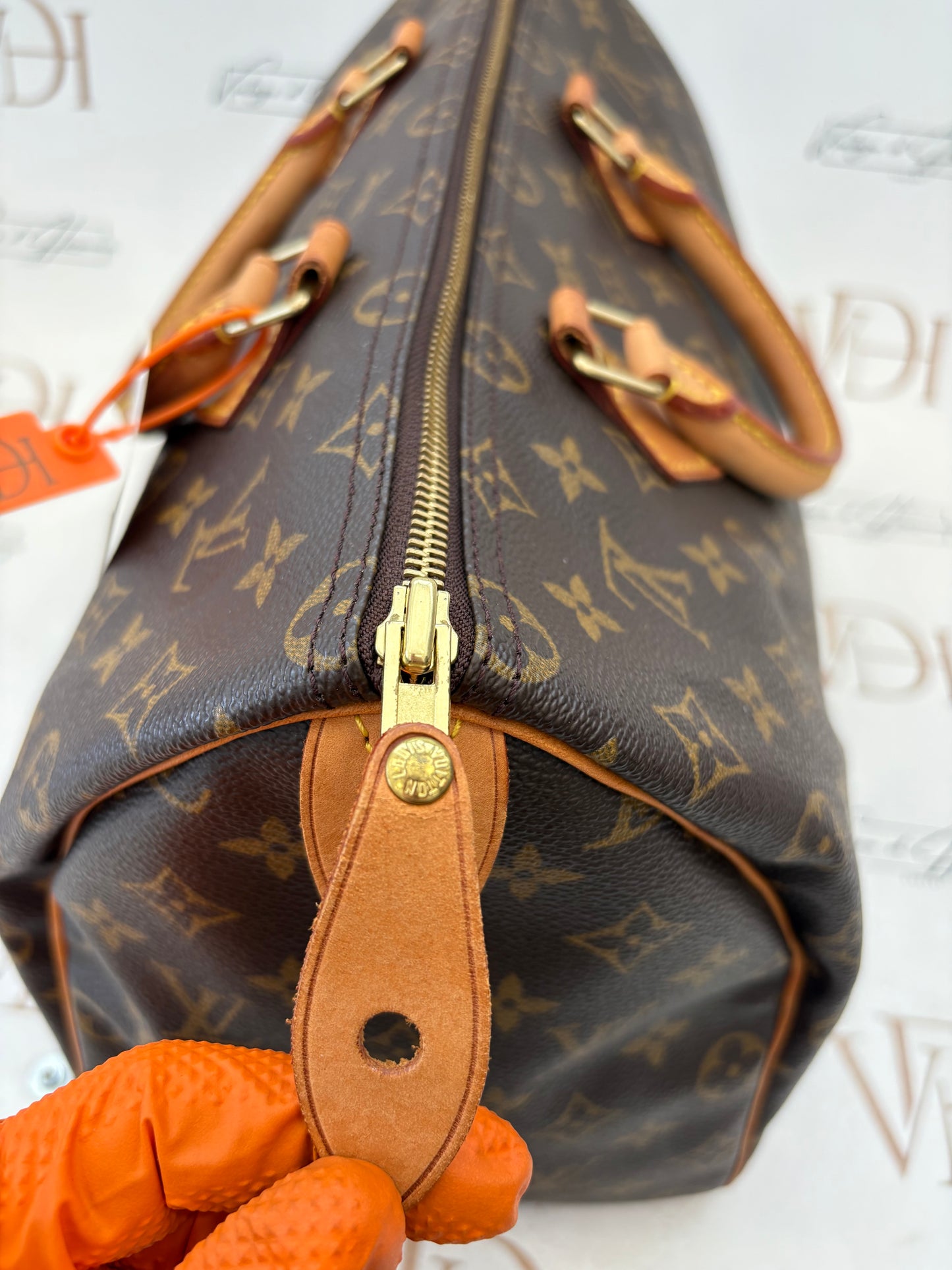 018794 - Louis Vuitton Speedy 35