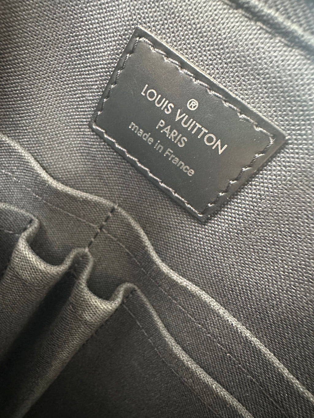 Louis Vuitton Jour Graphite