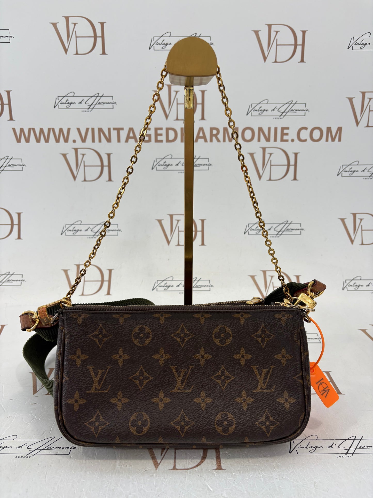 383615 - Louis Vuitton Multipochette