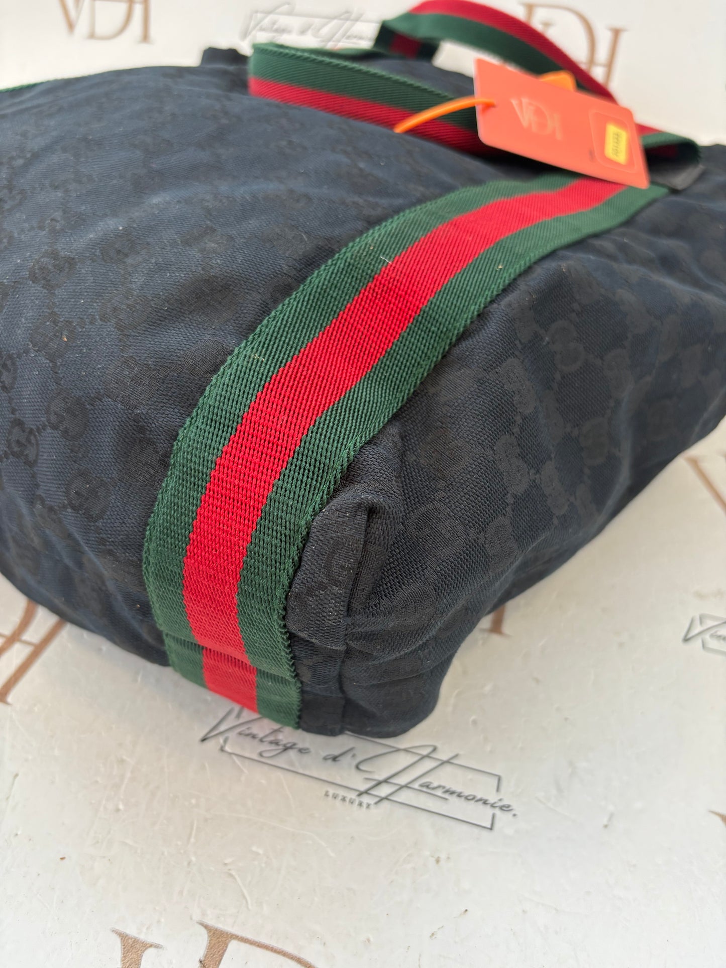 201323 - Gucci Tote