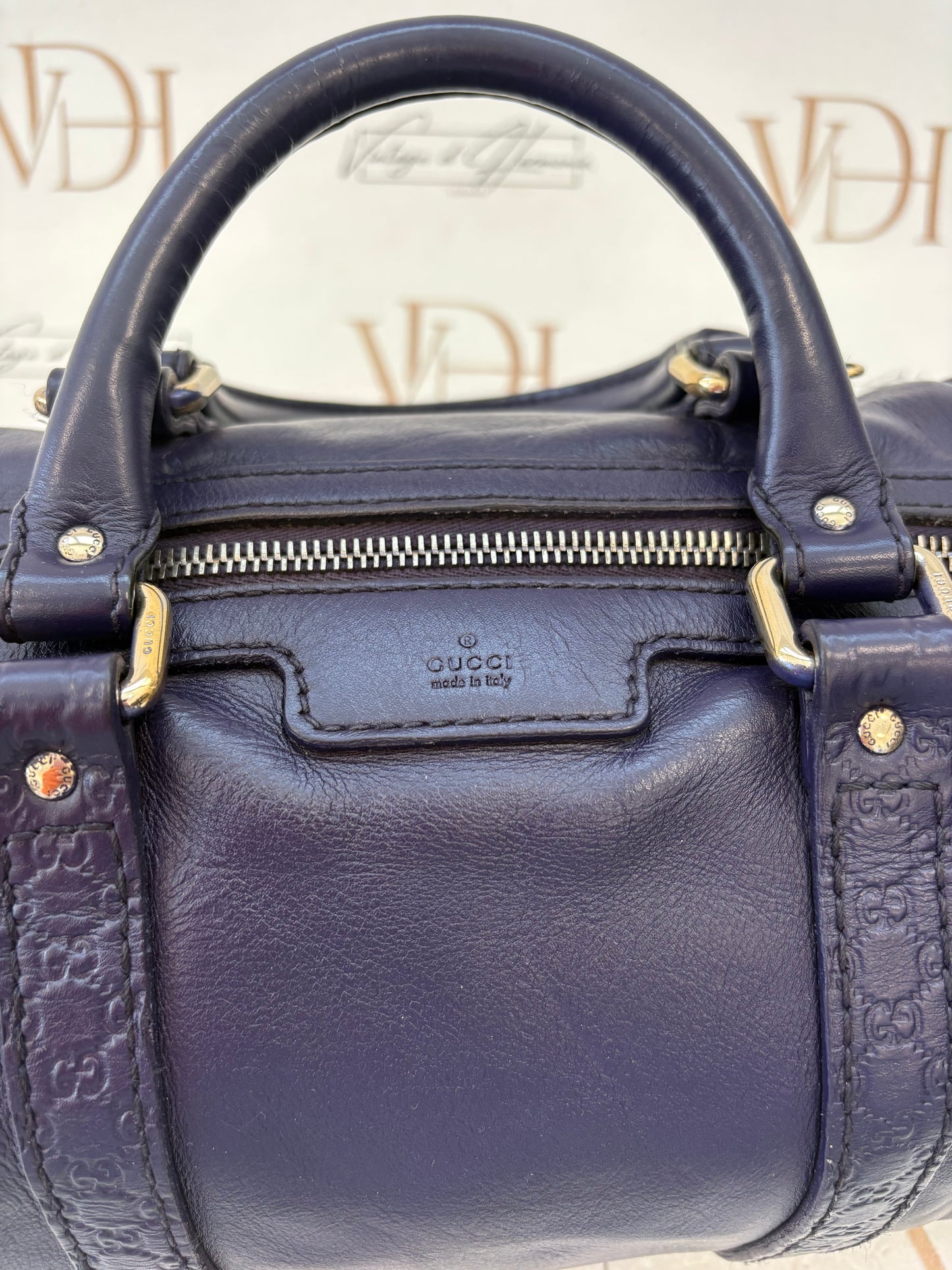 383944 - Gucci Joy