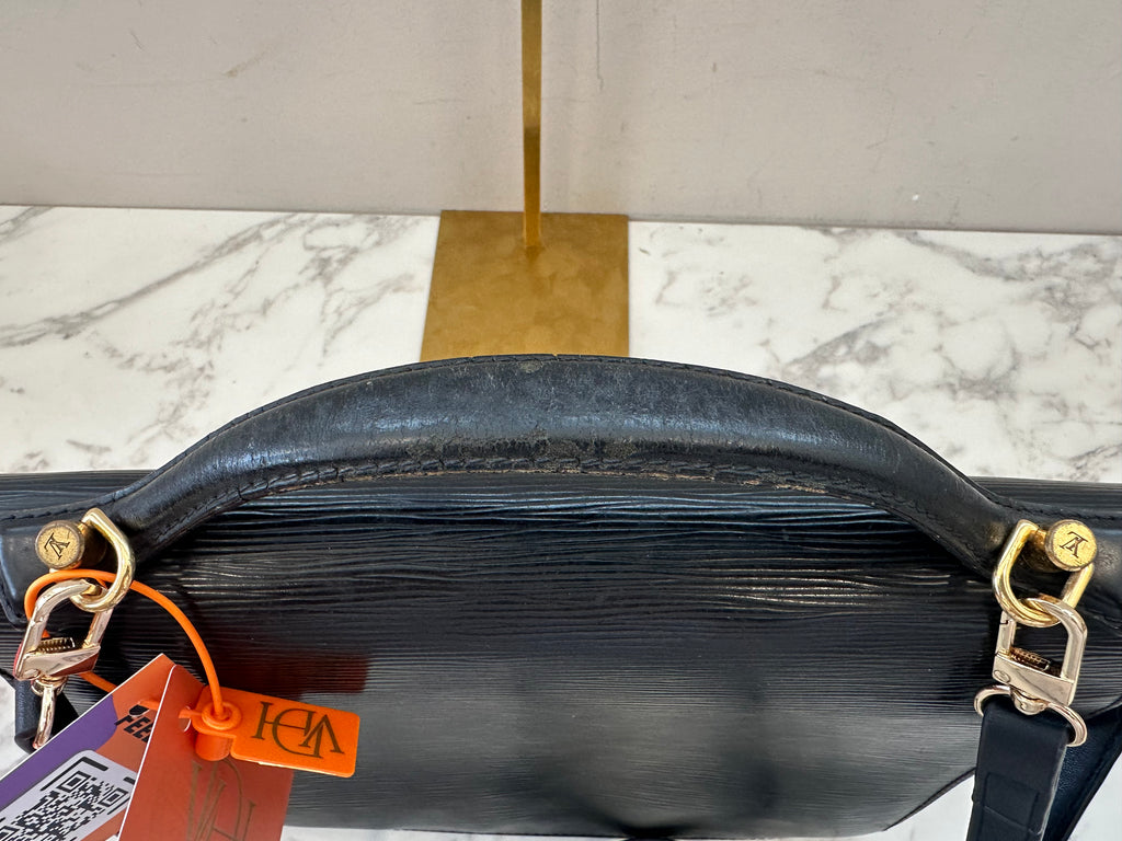Louis Vuitton Epi Black Monceau 28