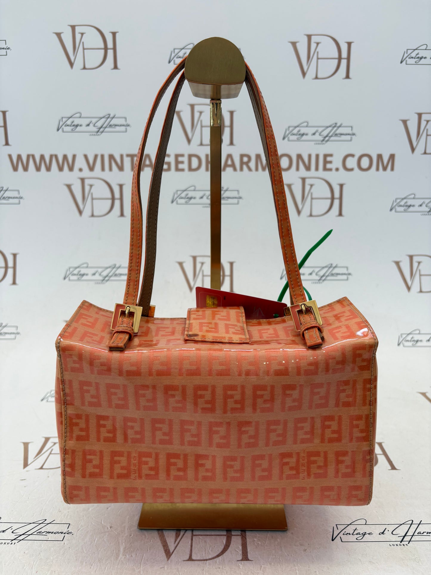 017077 - Fendi Orange Vinyl