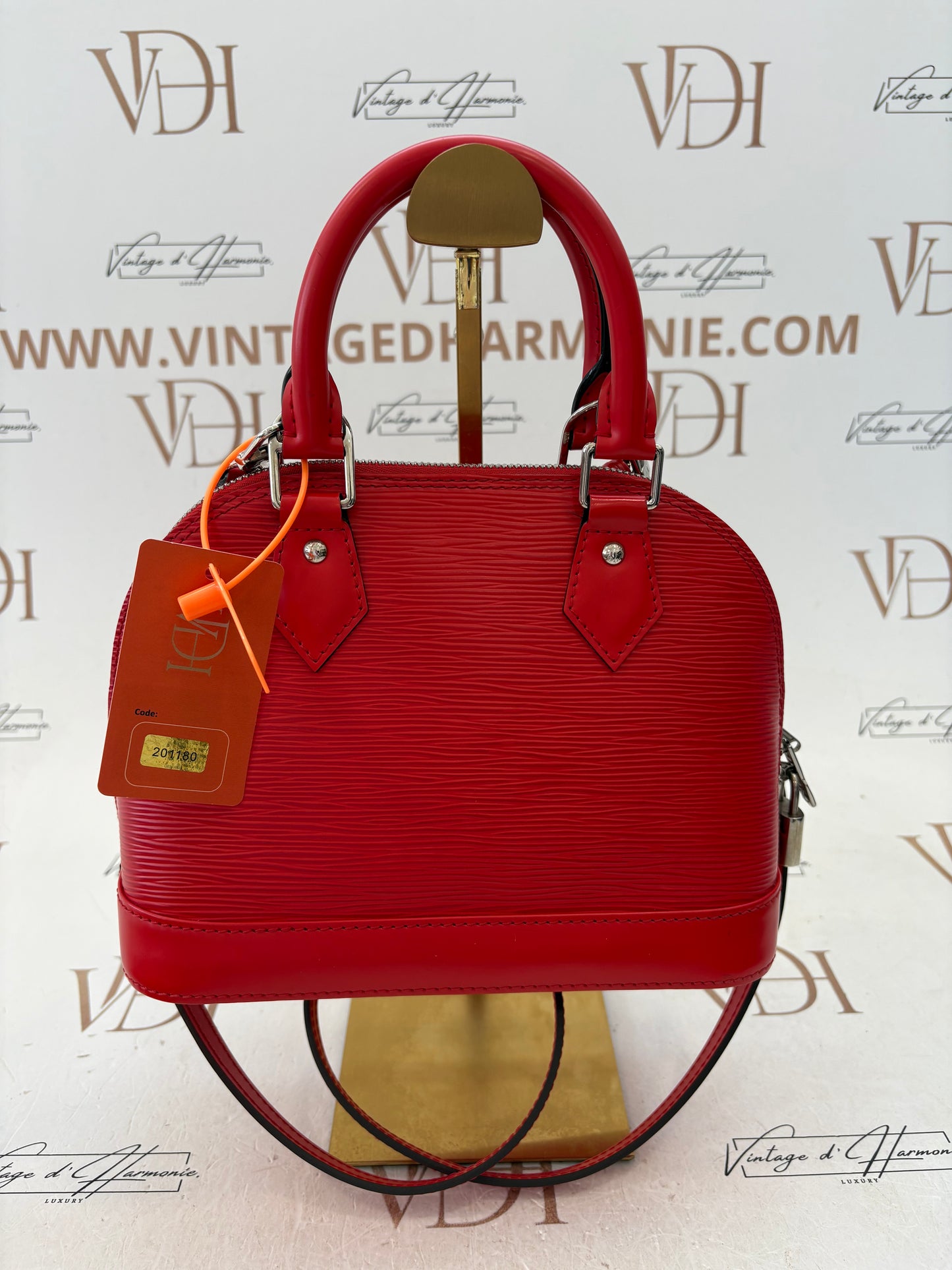 201180 - Louis Vuitton Alma BB