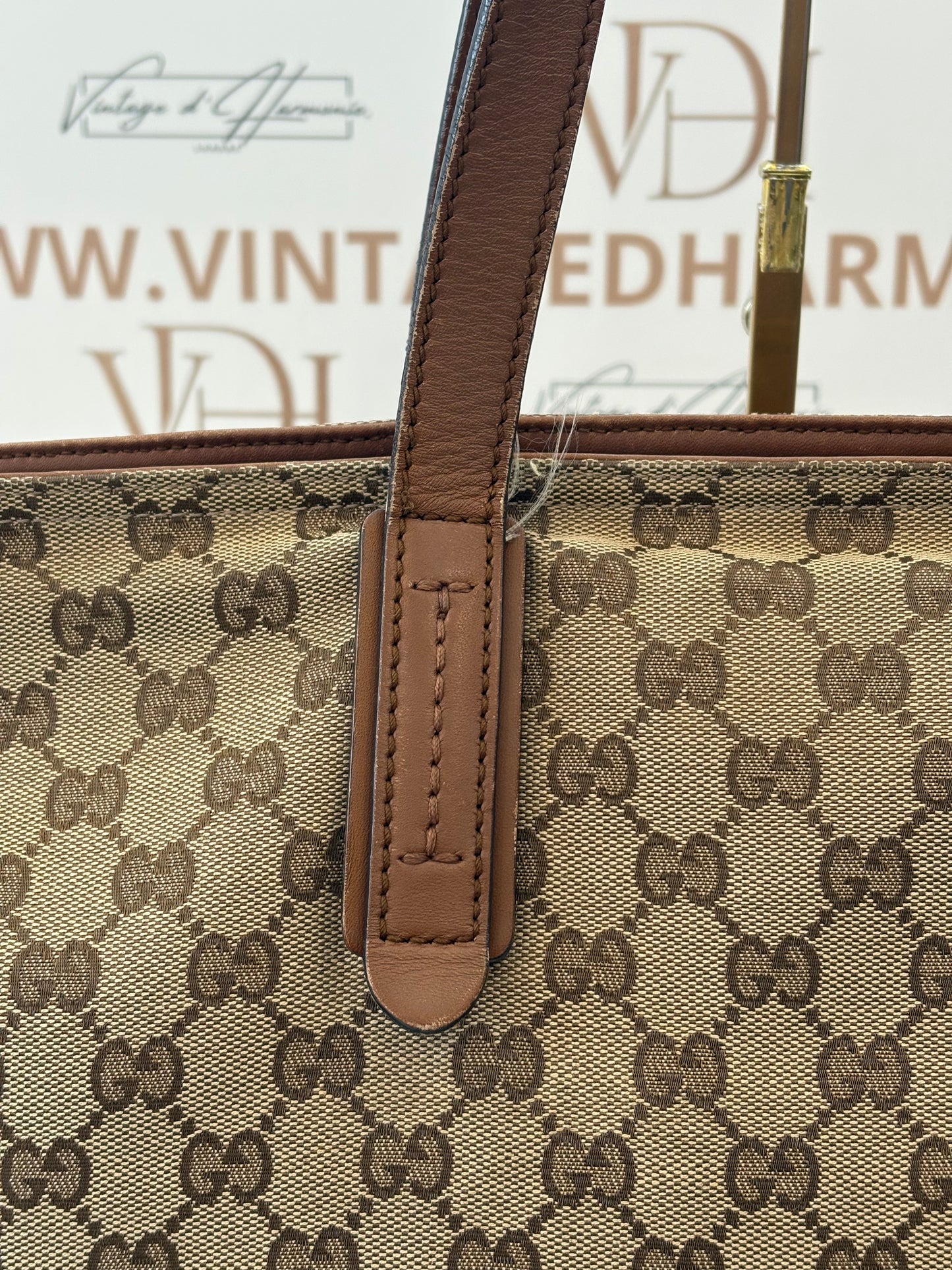 200957 - Gucci Brown