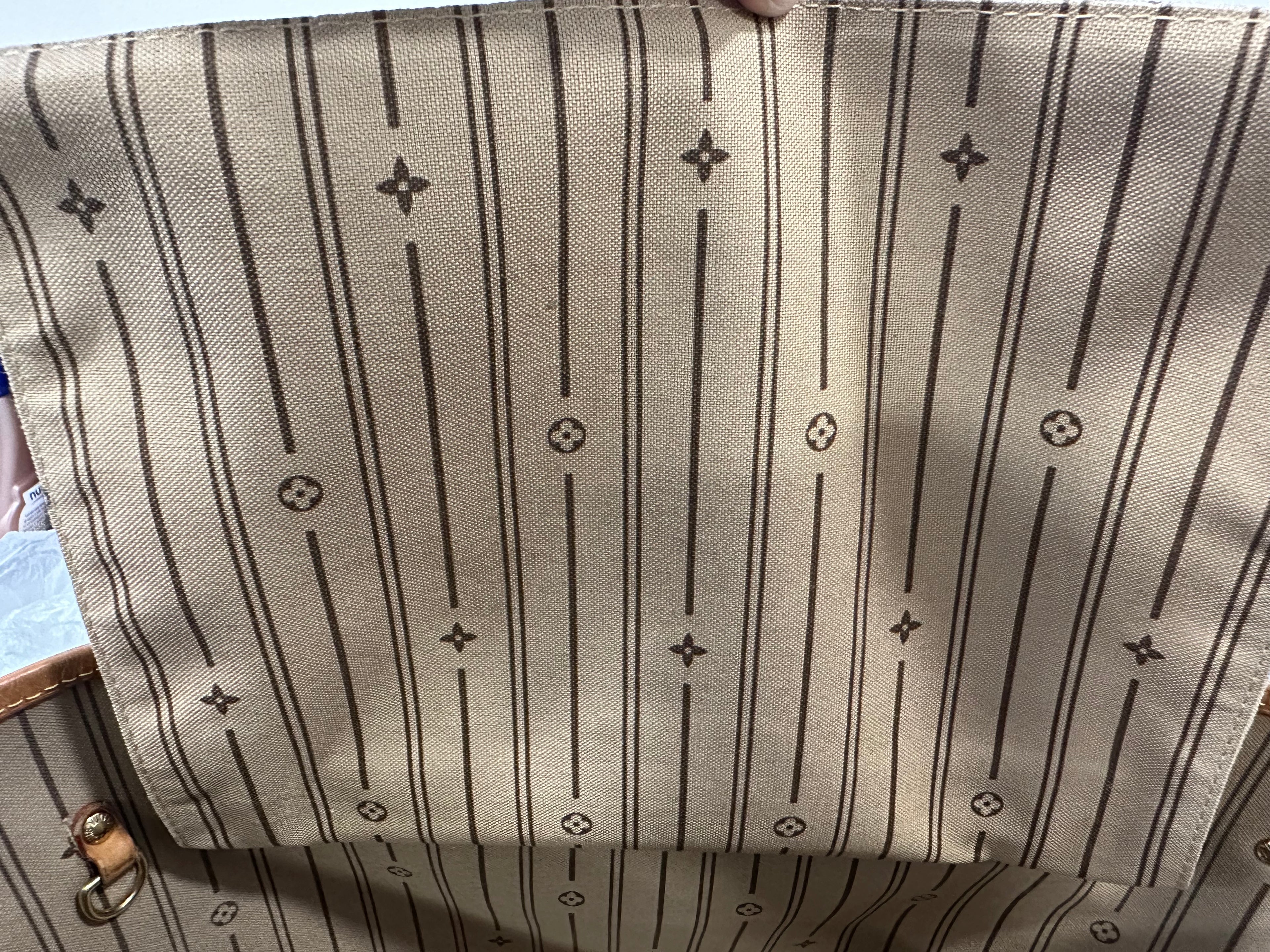 Louis Vuitton Neverfull MM