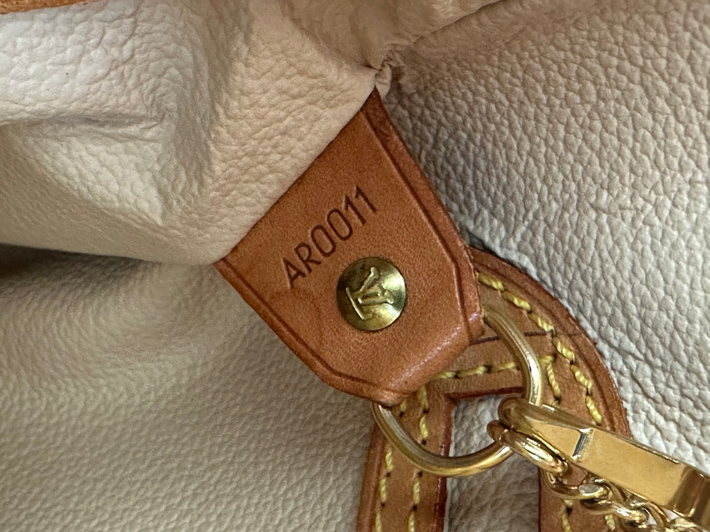 Louis Vuitton Bucket PM