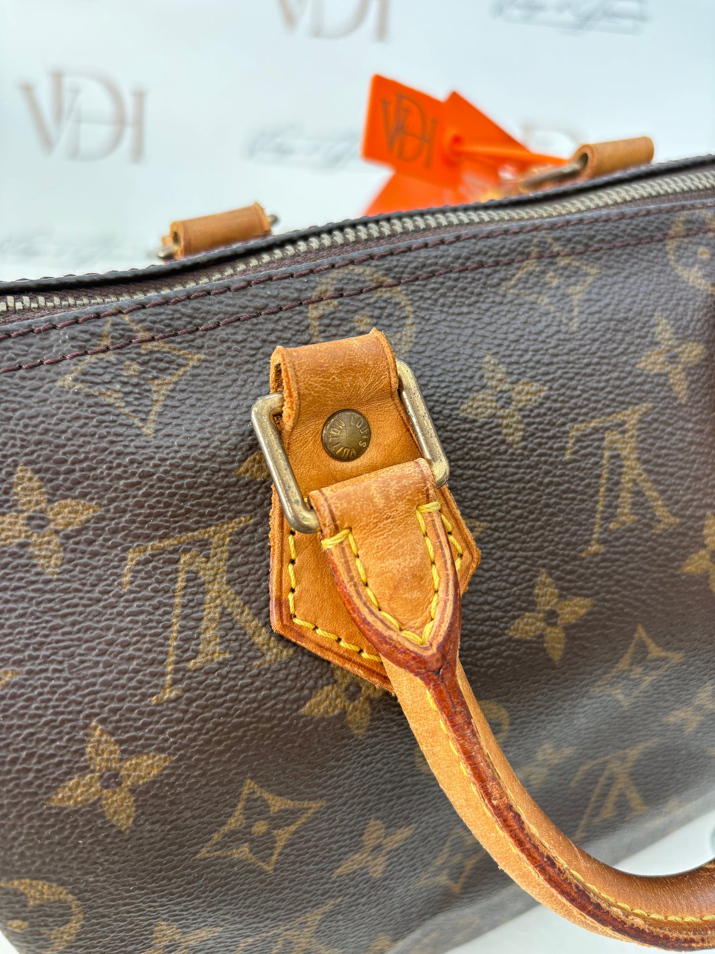 018834 - Louis Vuitton Speedy 25