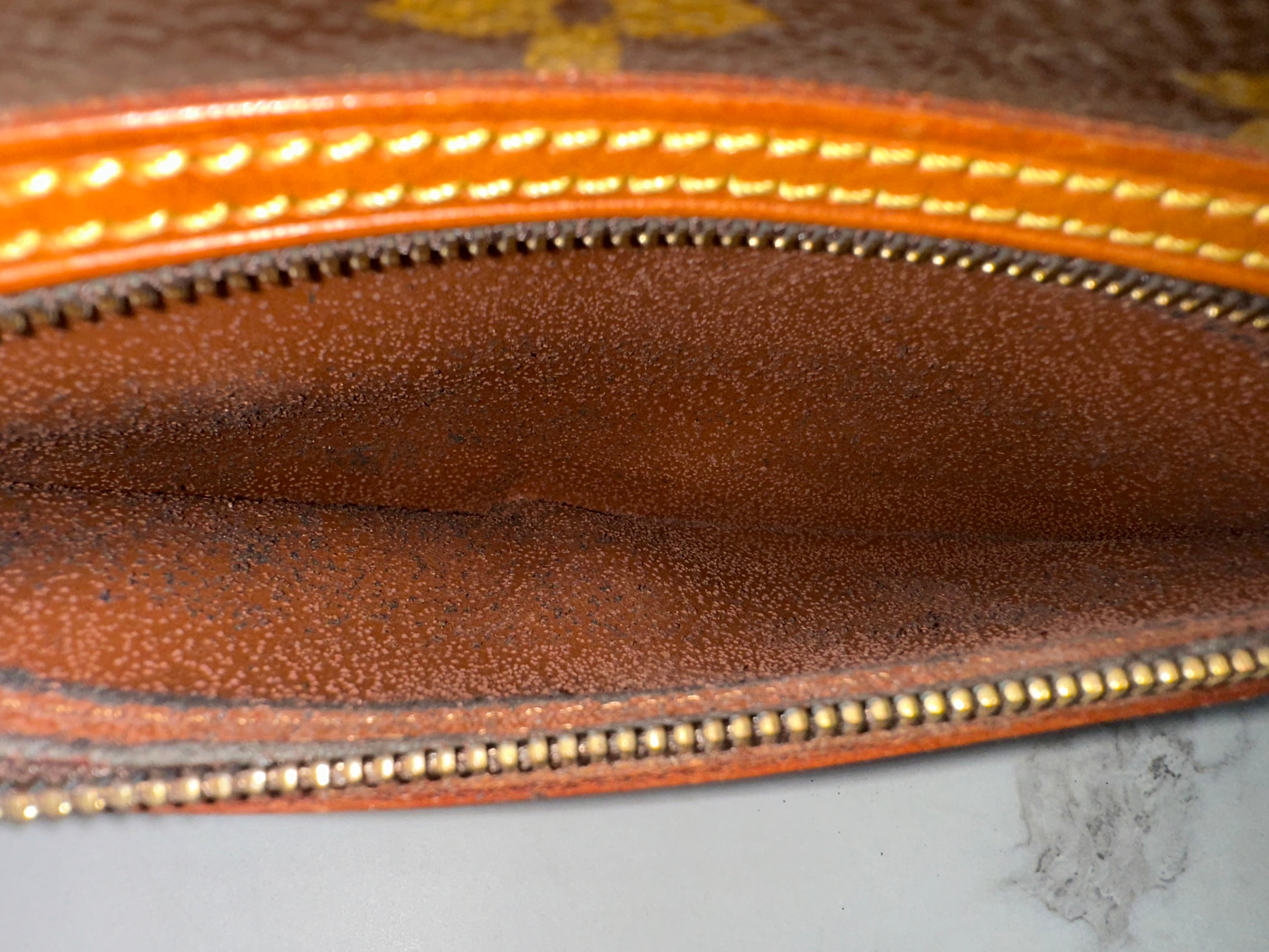 Louis Vuitton Dragonne GM